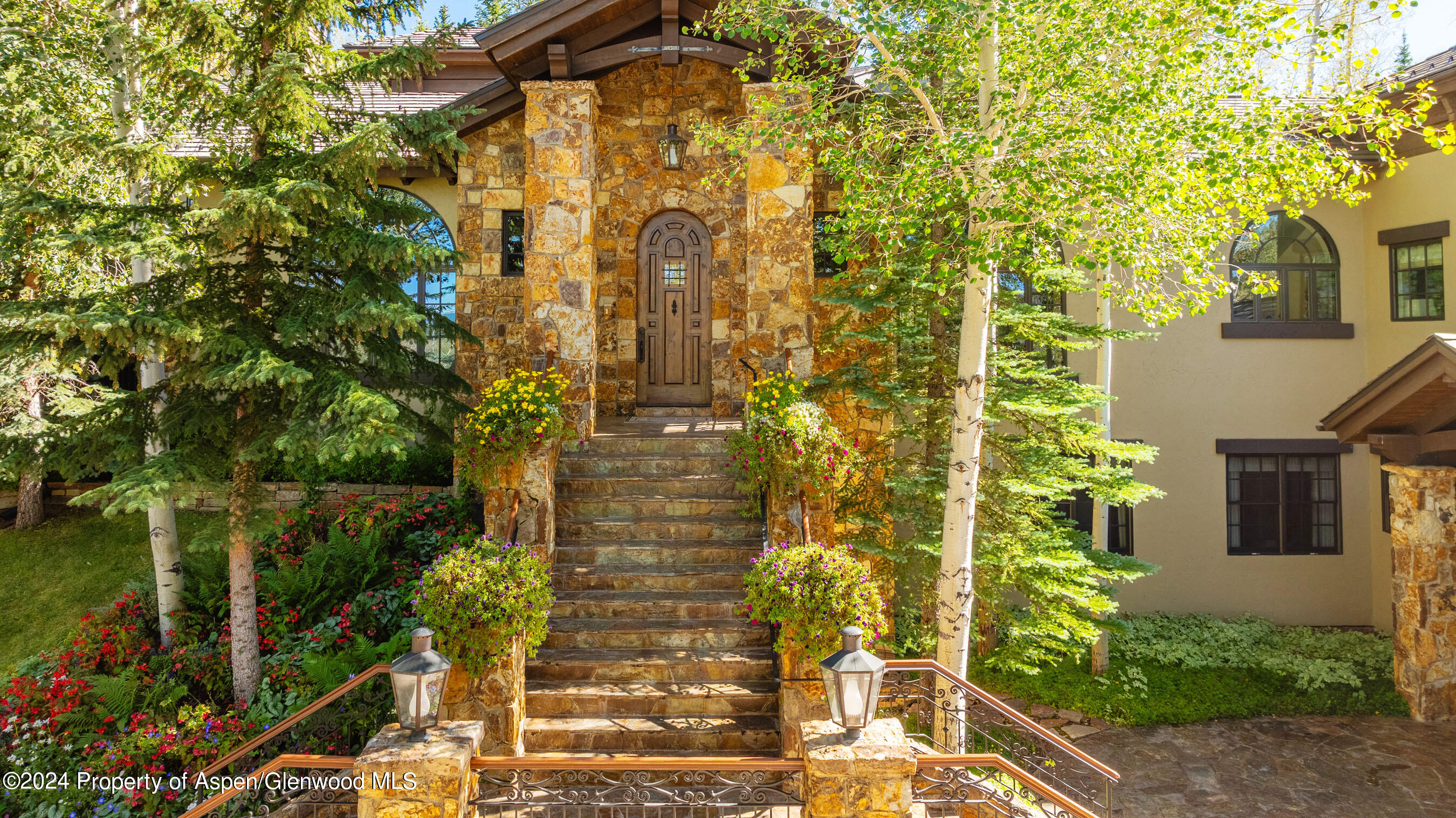 1277 FARAWAY Road