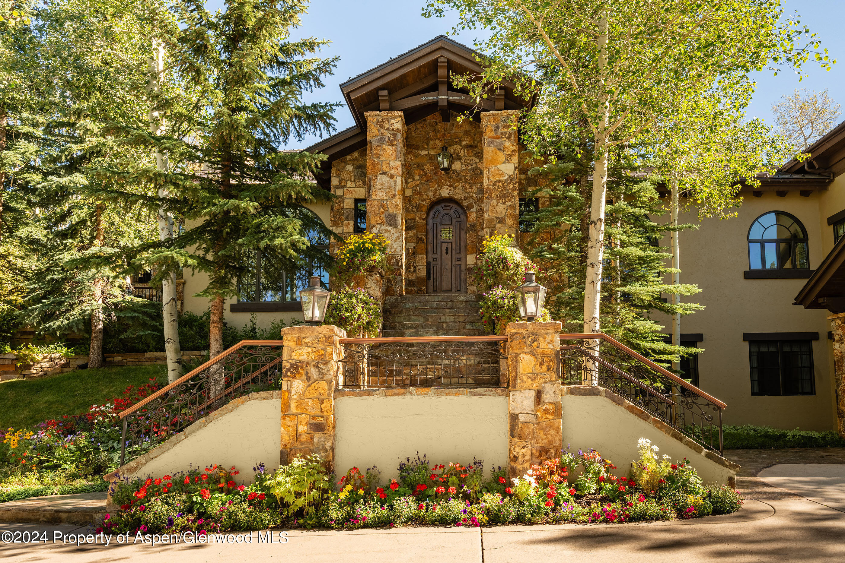 1277 FARAWAY Road