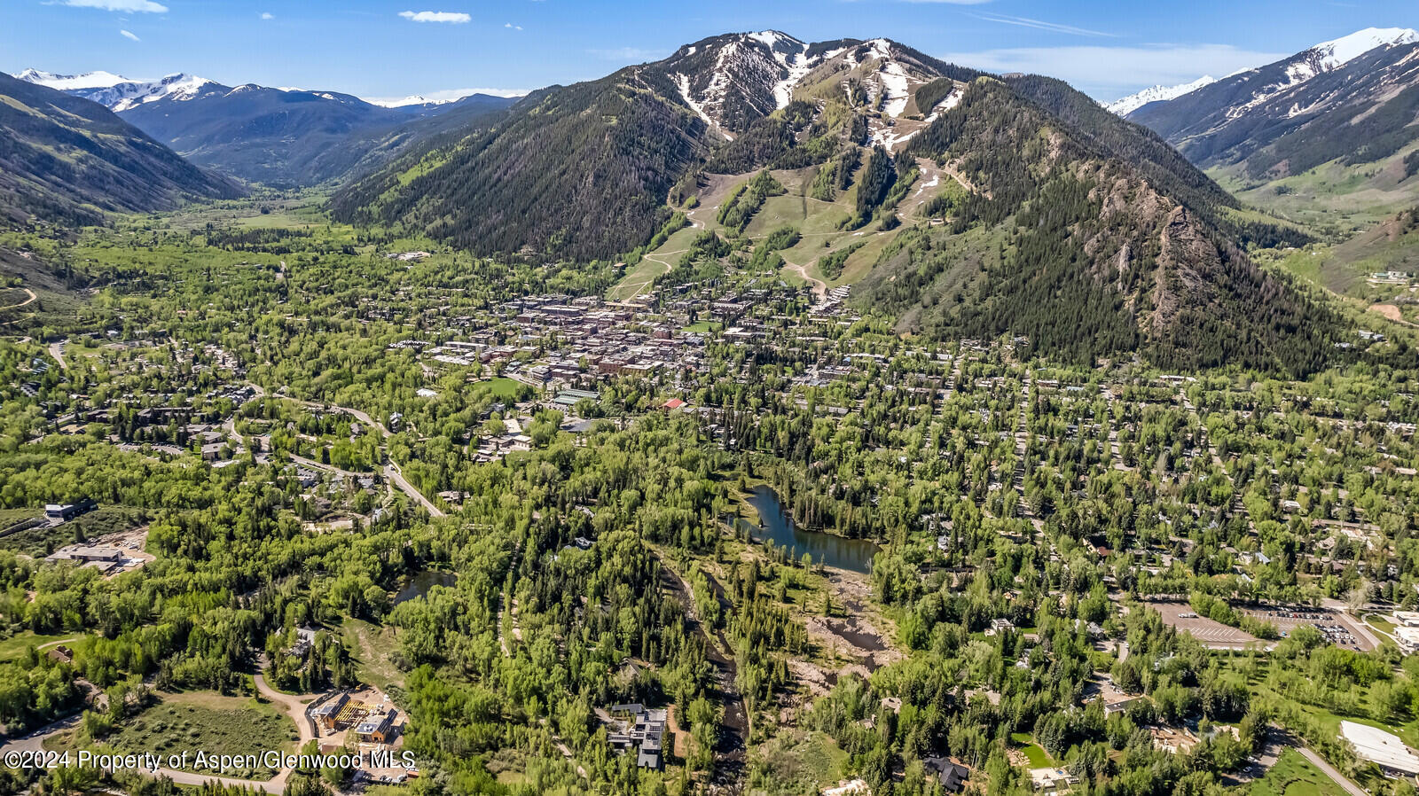 844 ROARING FORK Road