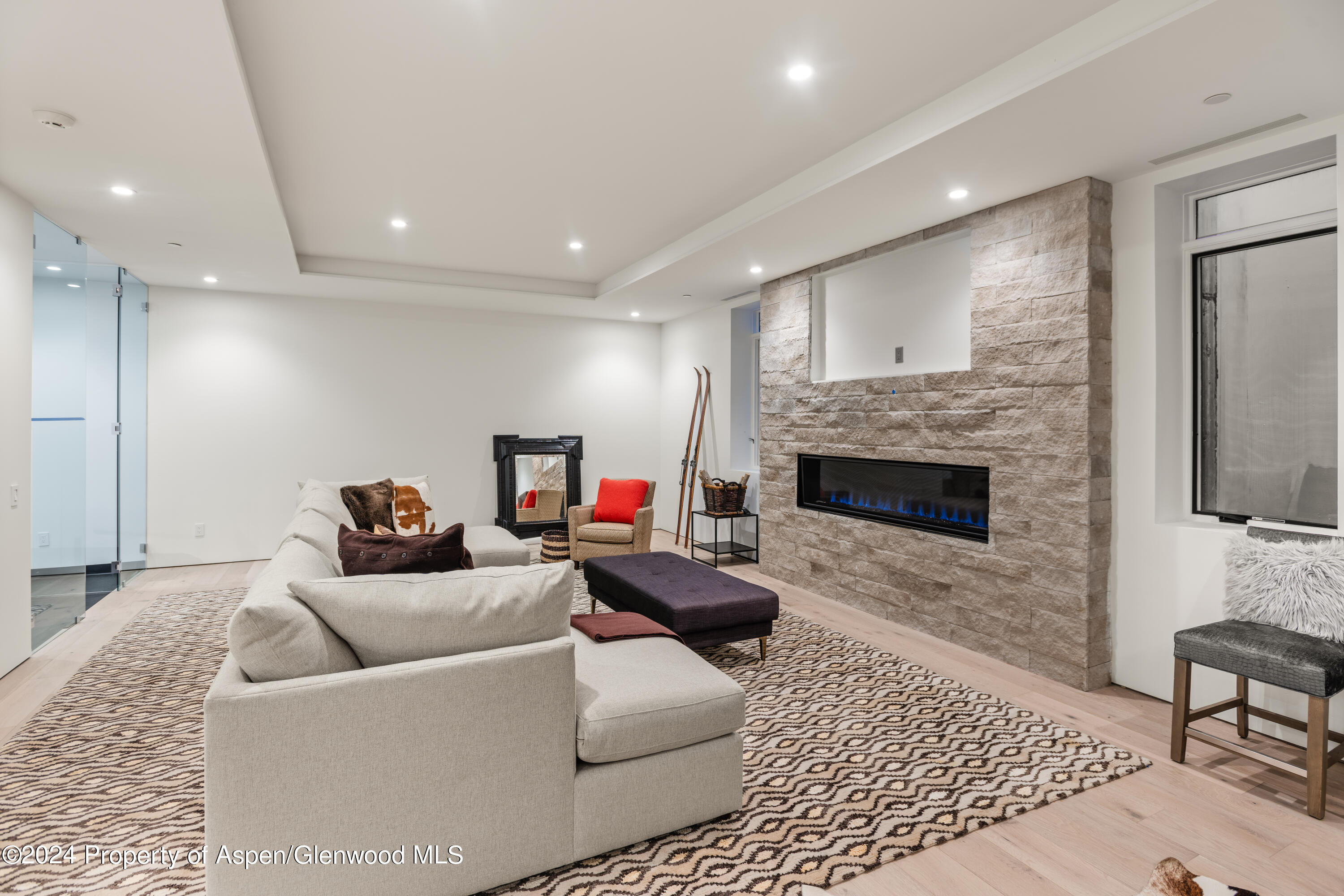 813 W Smuggler Street, Aspen