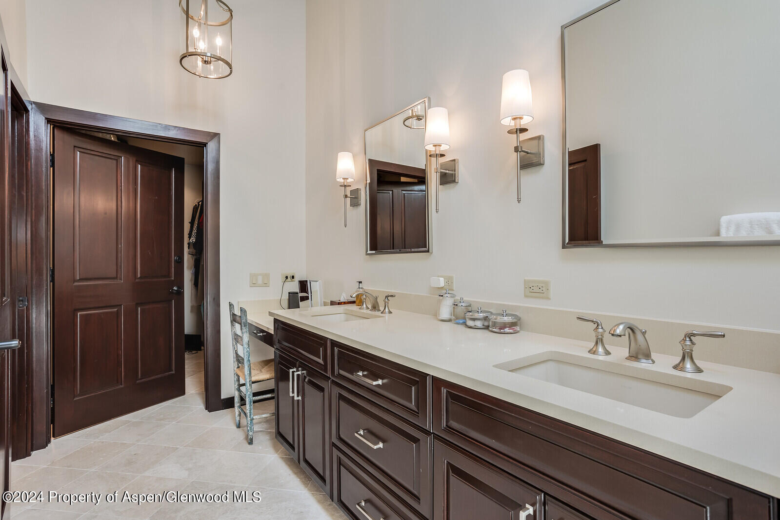 52 Harleston Green, 39