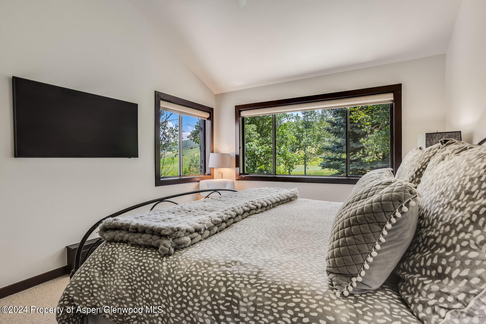 52 Harleston Green, 39