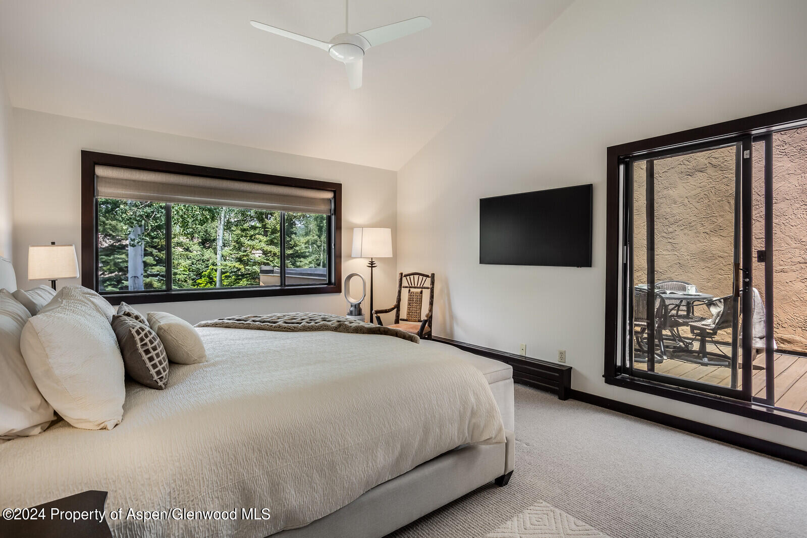 52 Harleston Green, 39