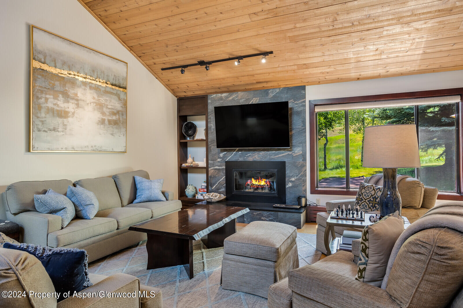 52 Harleston Green, 39