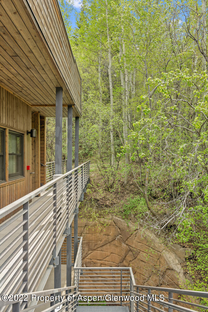 748 S Galena Street, 4D