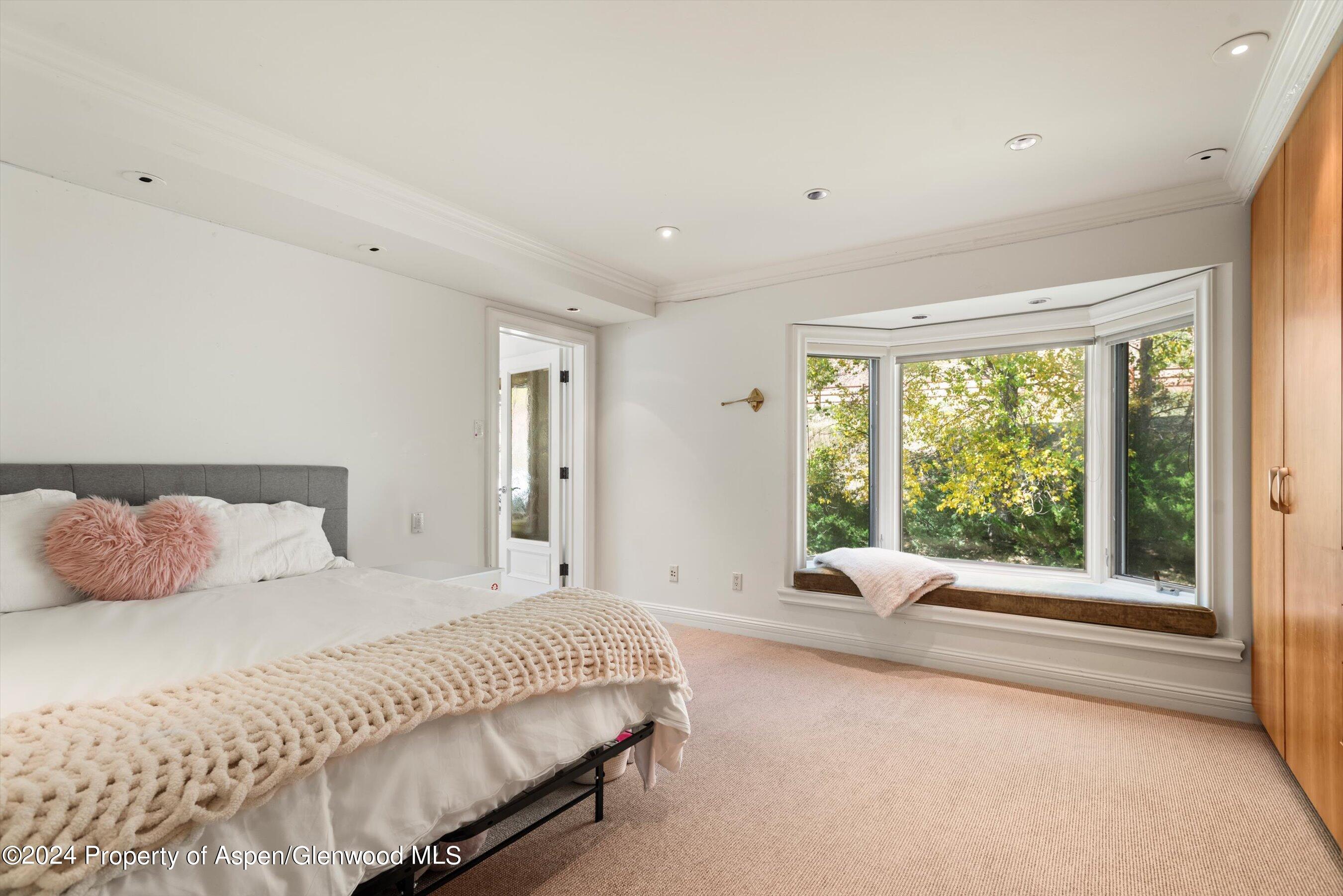 1085 Cemetery Lane, A