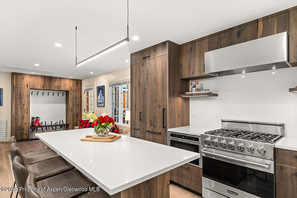 631 S Galena Street, #11