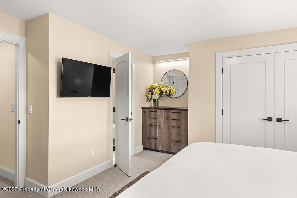 631 S Galena Street, #11