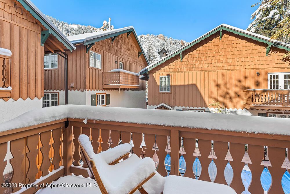 631 S Galena Street, #11