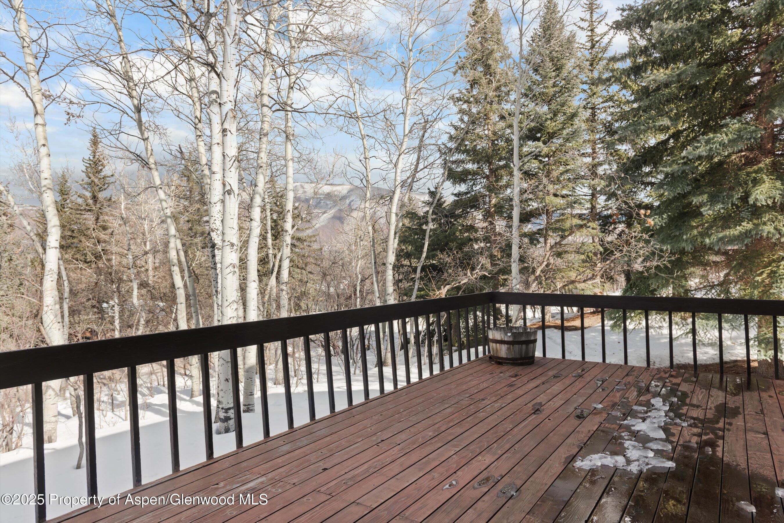 28 Larkspur Lane