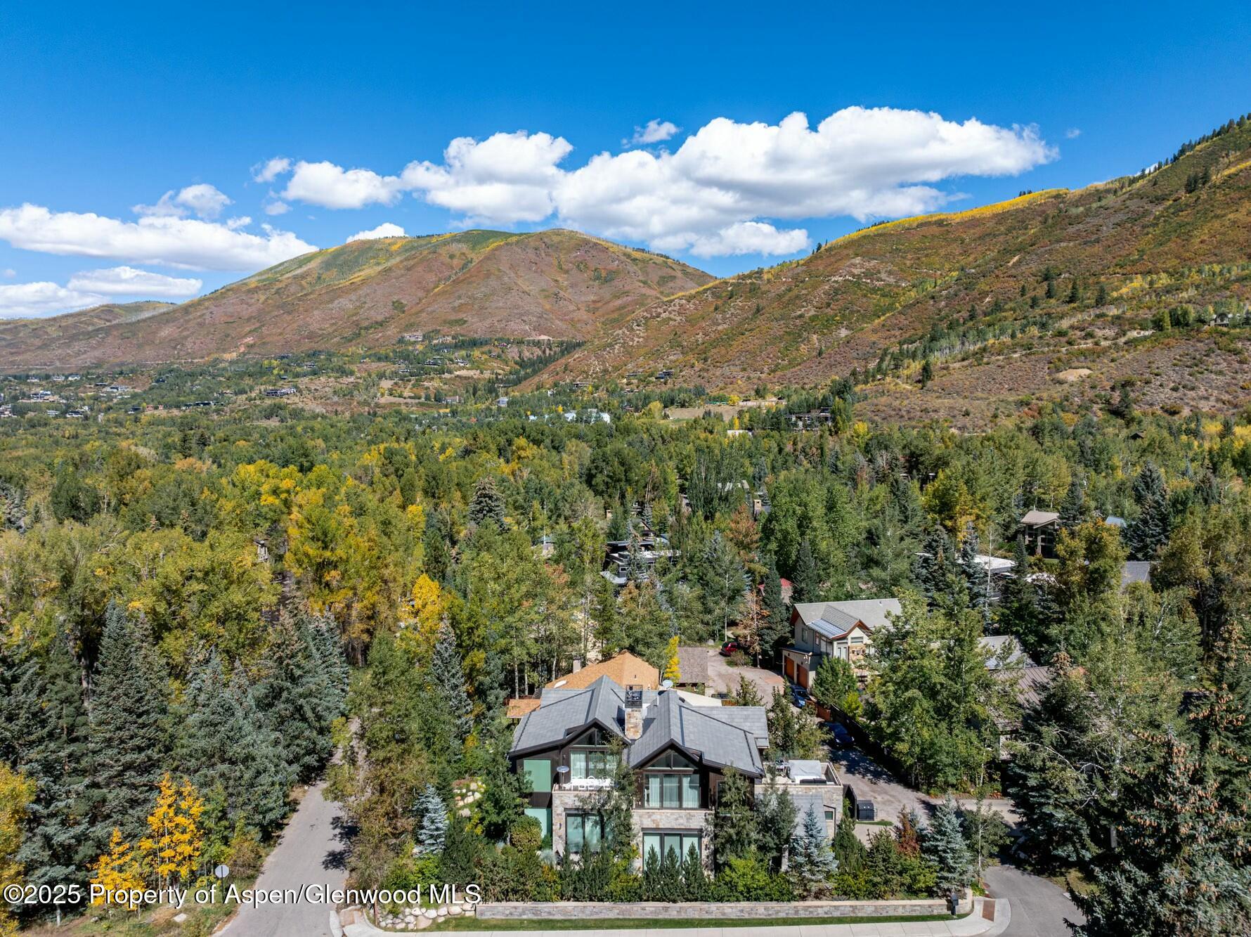 1154 E Cooper Avenue