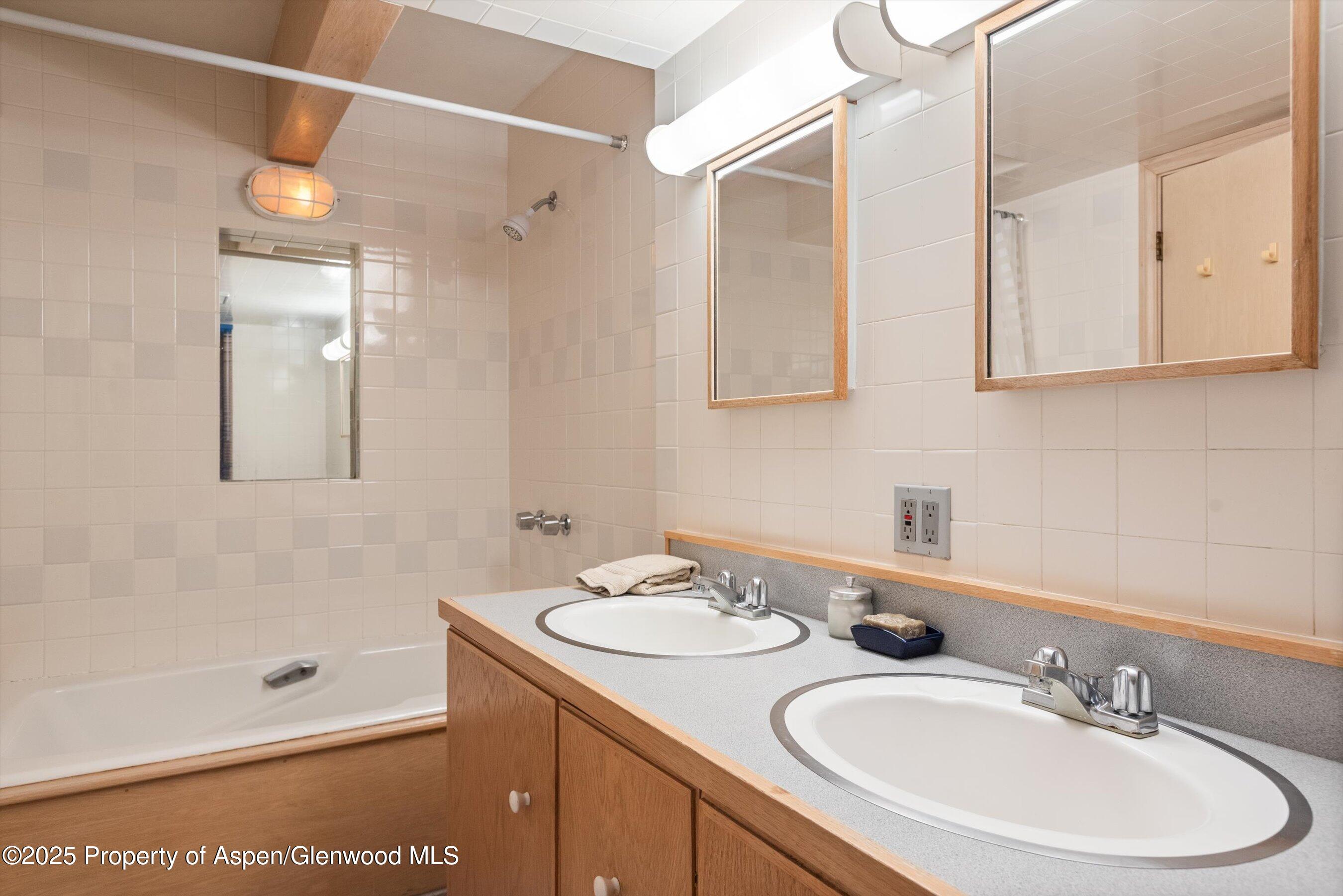 1894 CASTLE CREEK Road