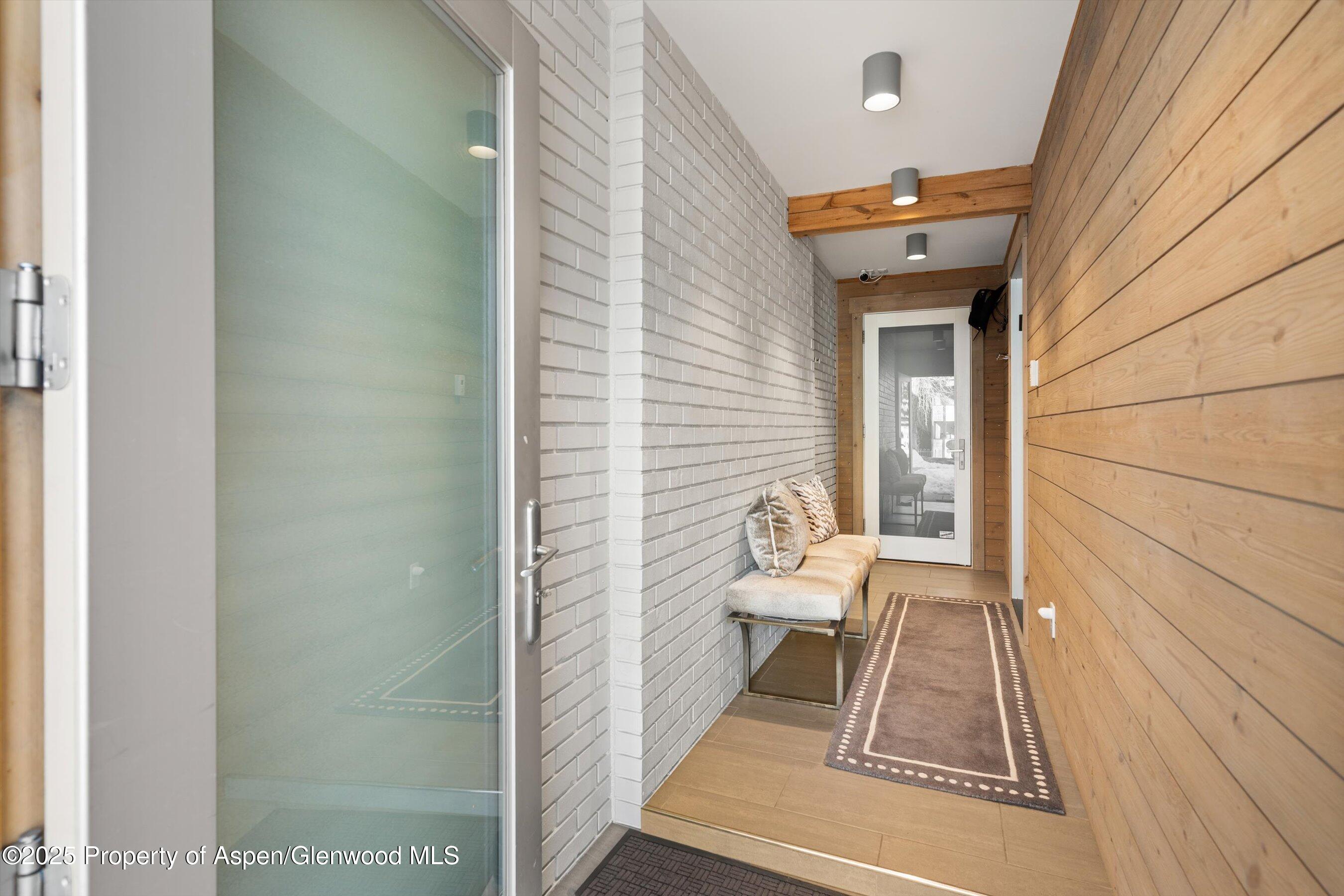 1001 E Cooper Avenue, 2, Aspen Unit: 2