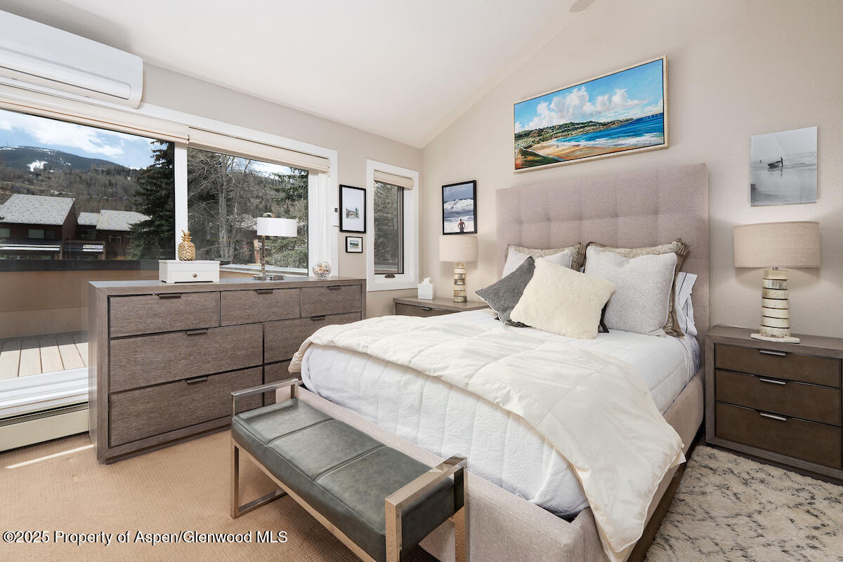 115 Harleston Green, 62