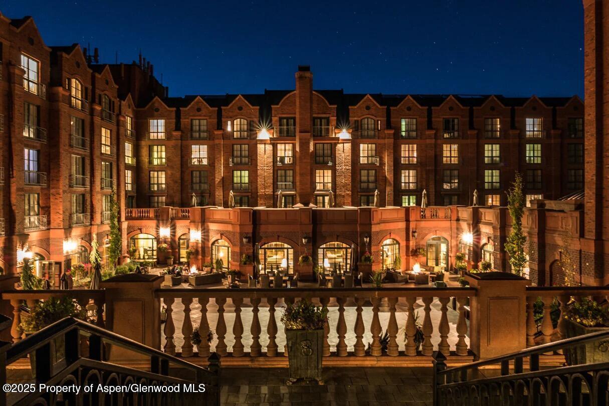 315 E DEAN Street, B30