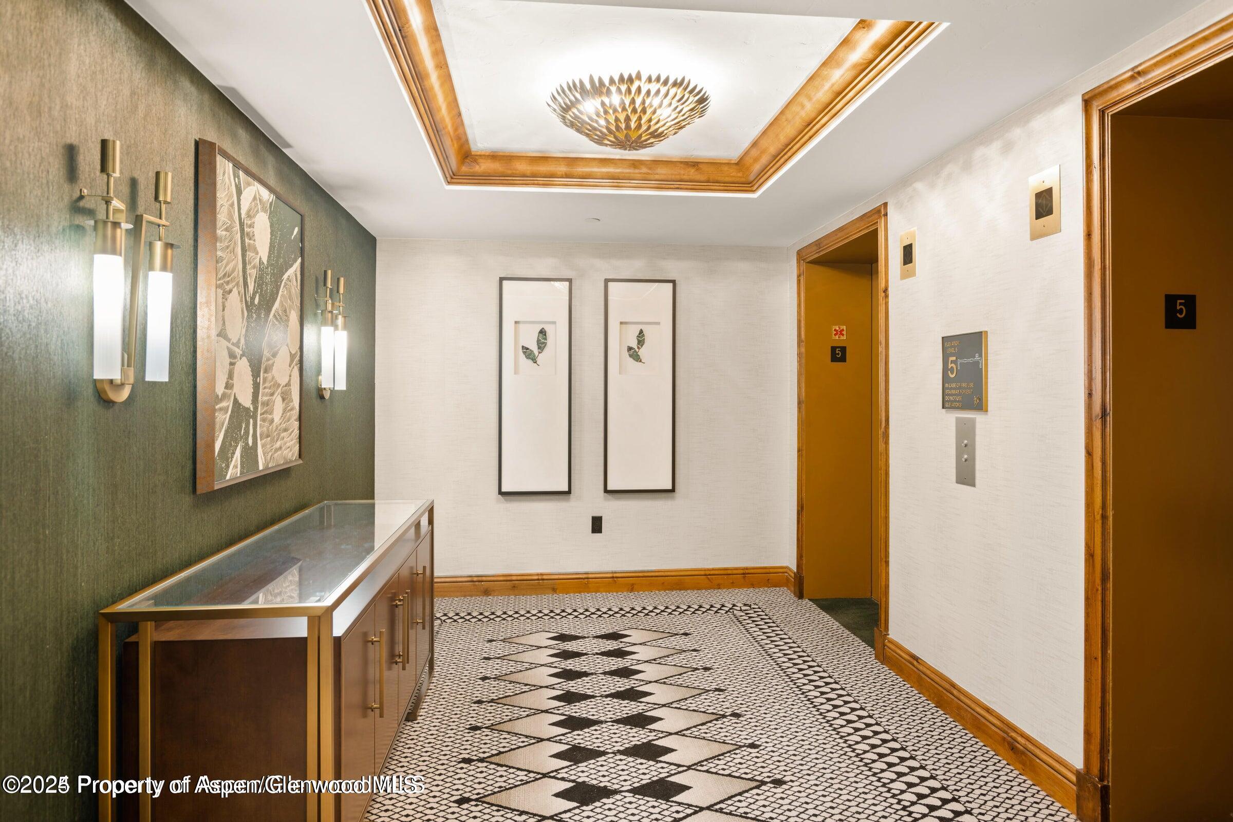 315 E DEAN Street, B30