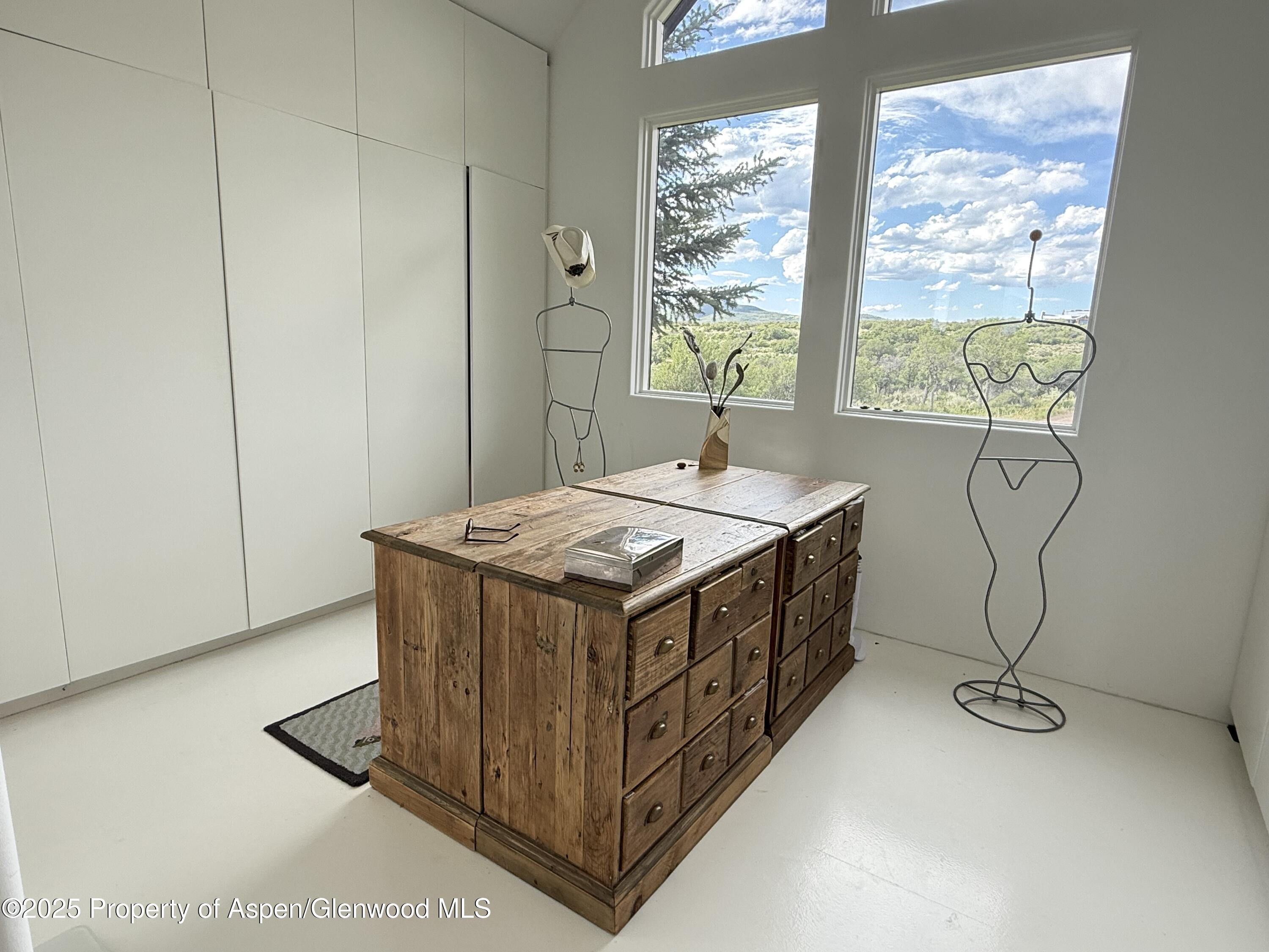 2103 Ten Peaks Mesa Road, ElJebel