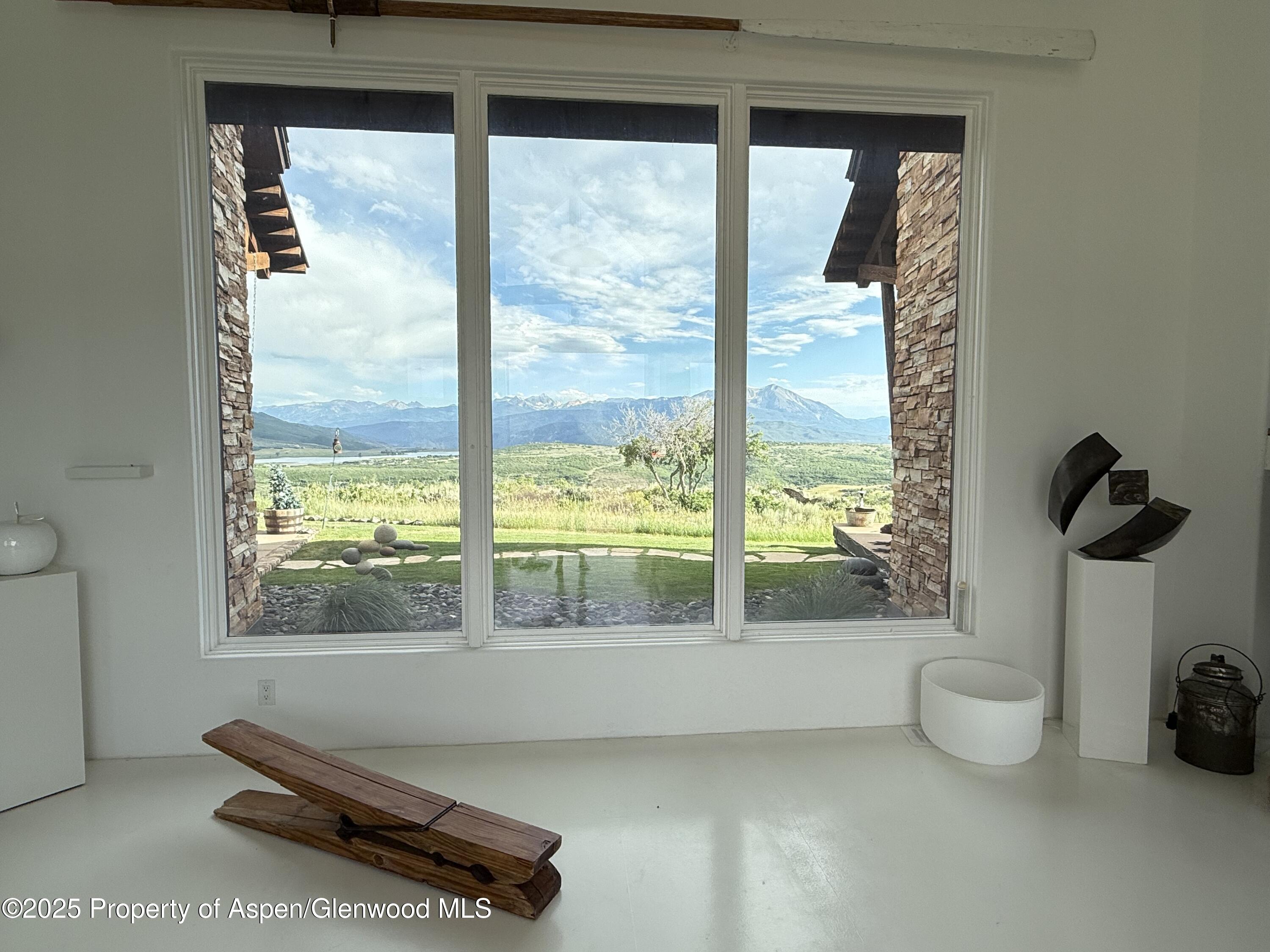 2103 Ten Peaks Mesa Road, ElJebel