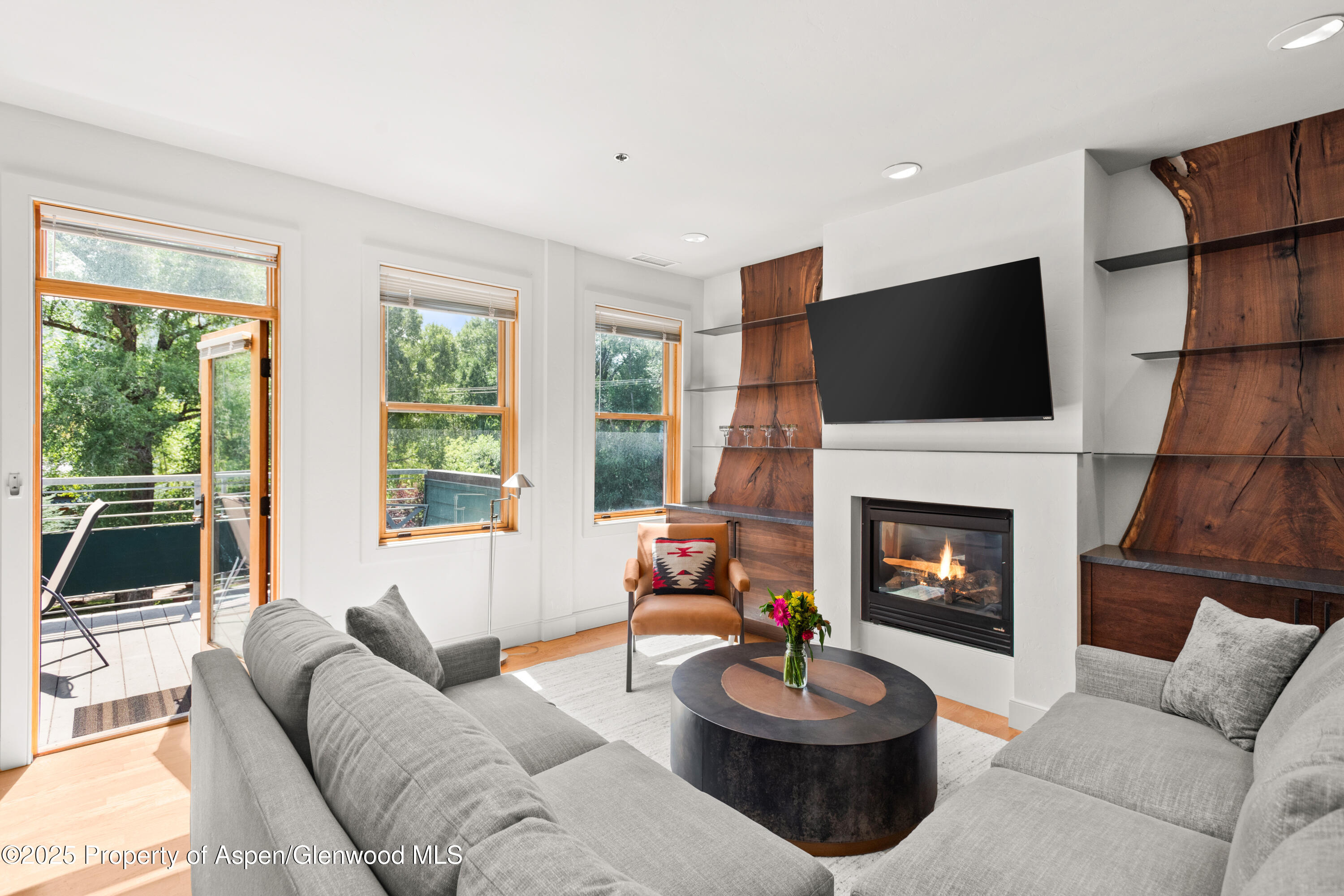 227 Midland Avenue, #24