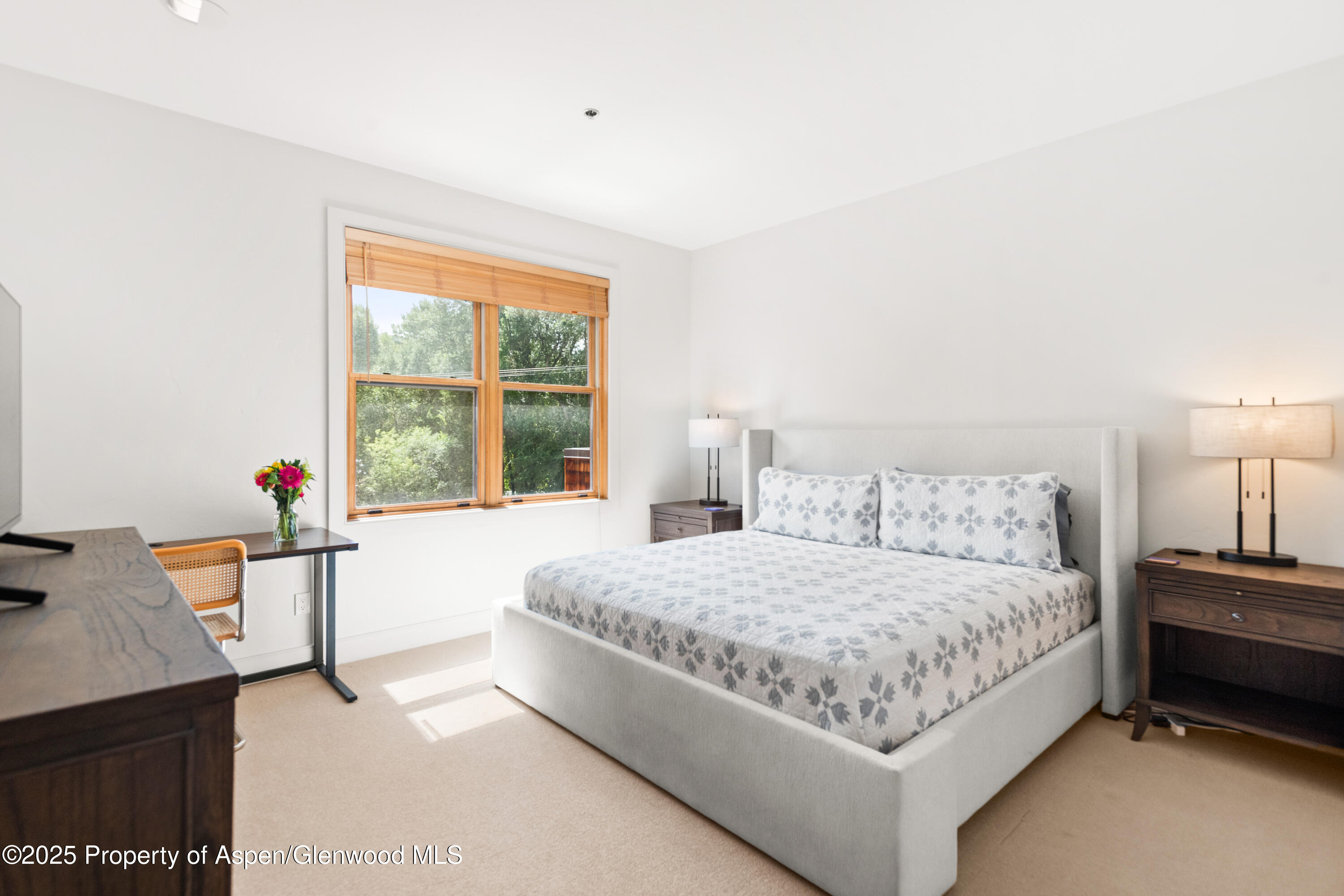 227 Midland Avenue, #24