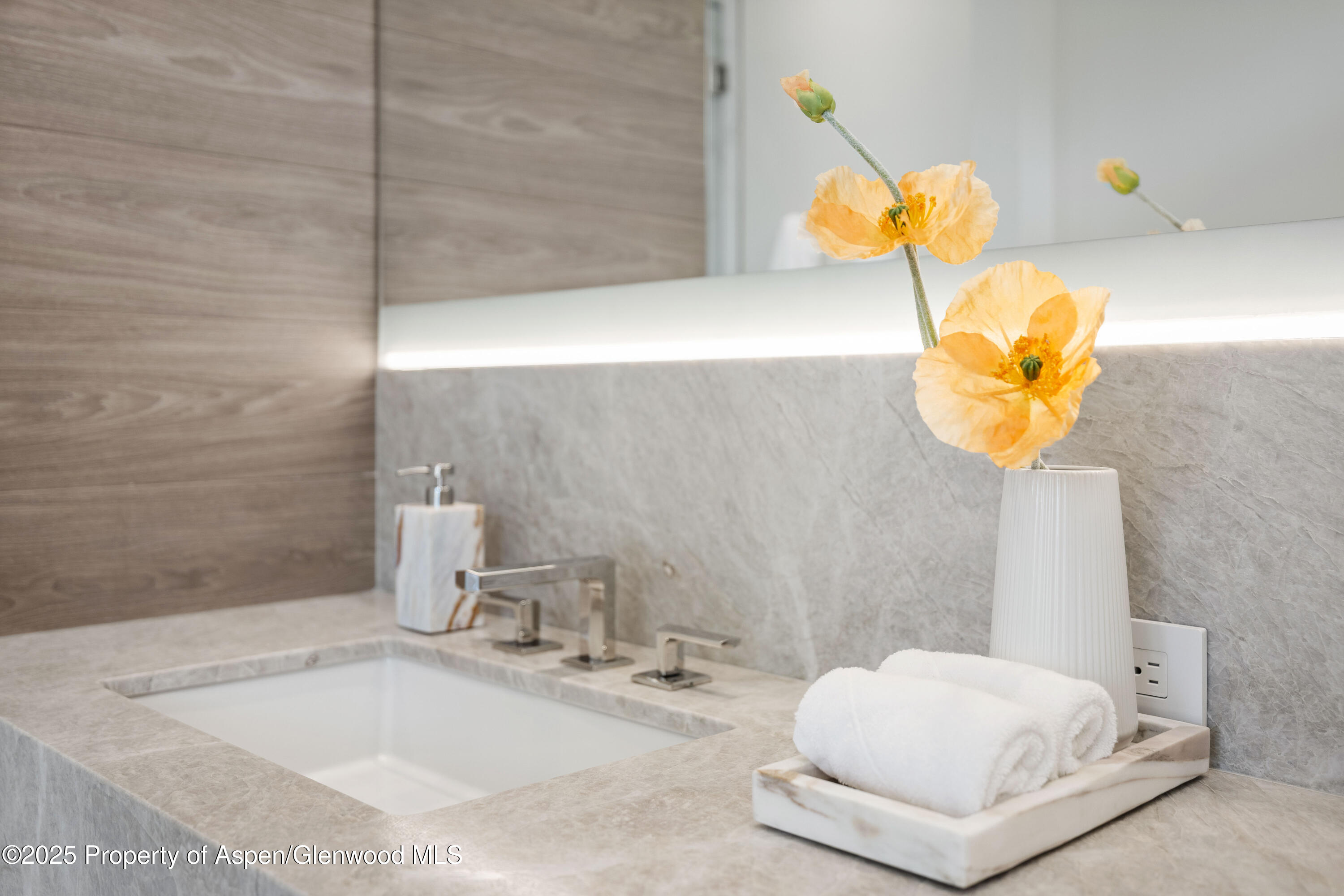 219 W Bleeker Street