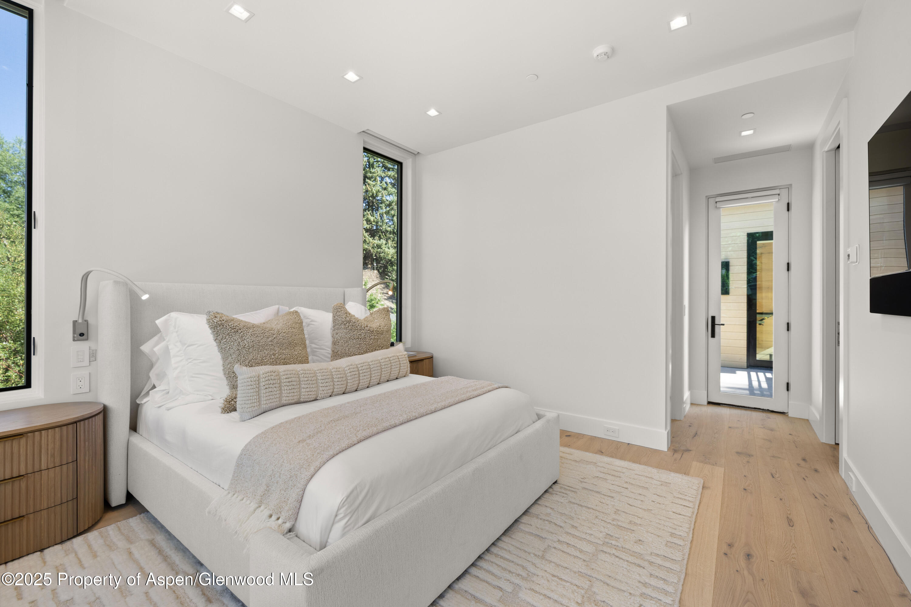 219 W Bleeker Street