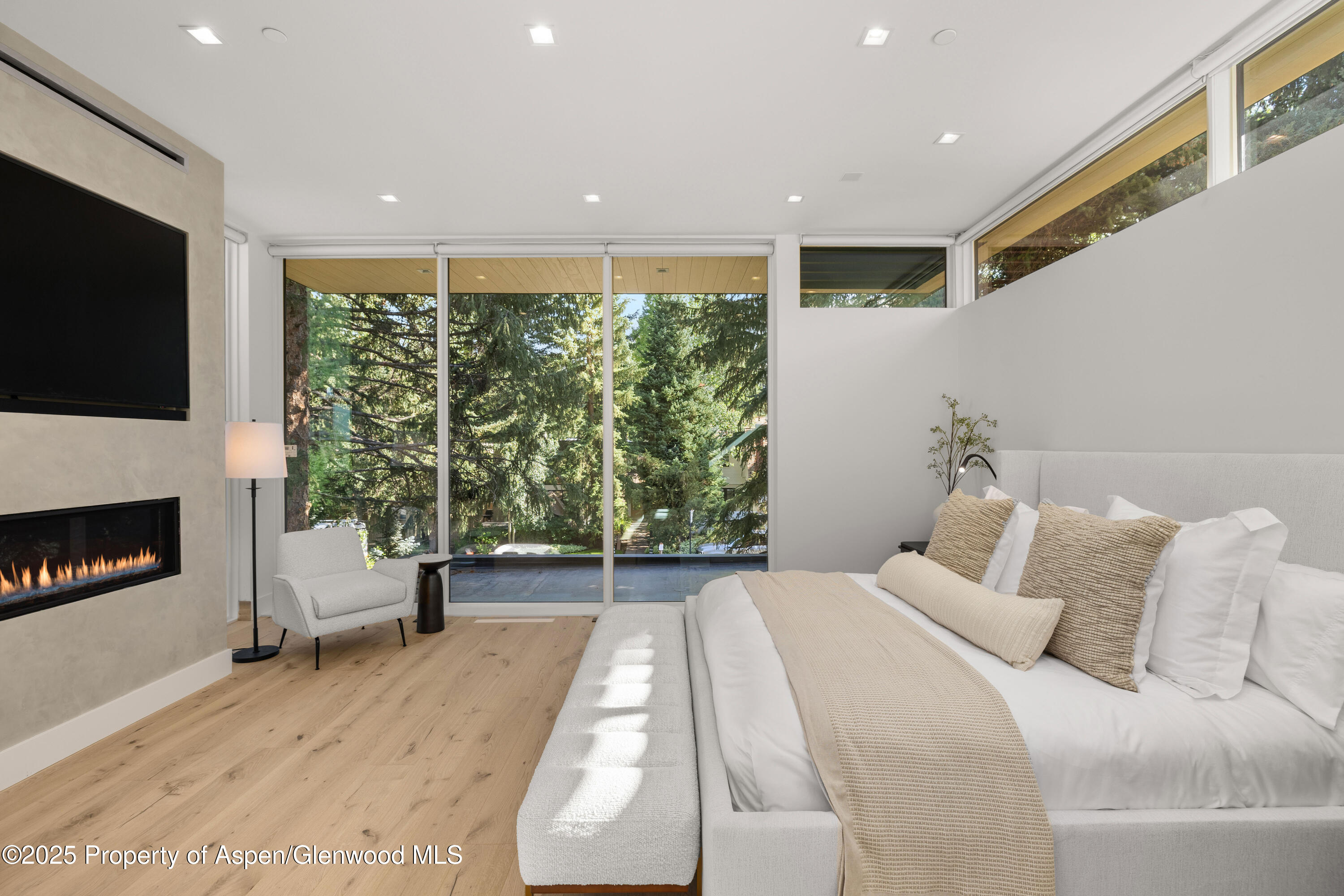 219 W Bleeker Street