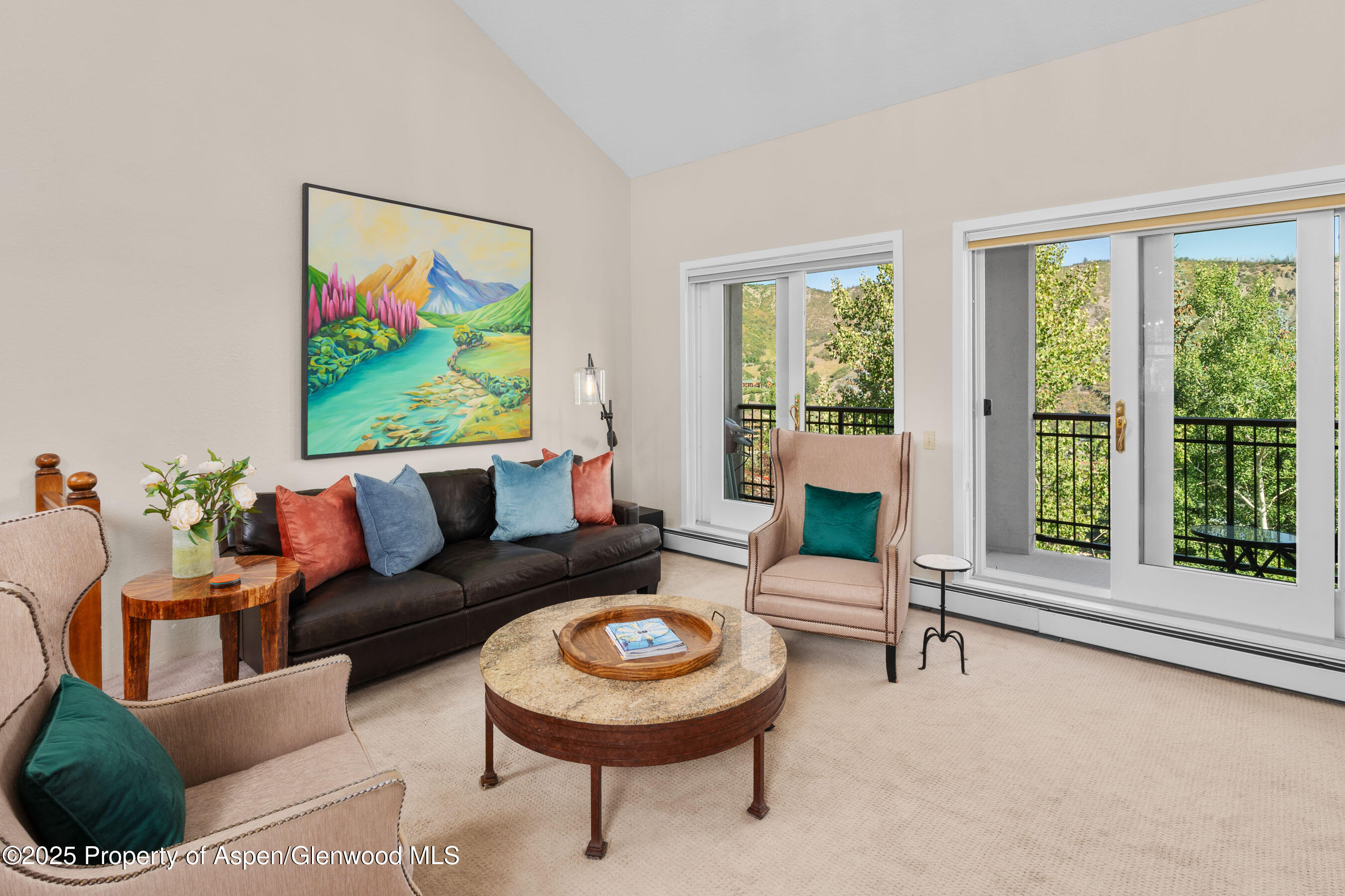 425 Wood Road, 13
