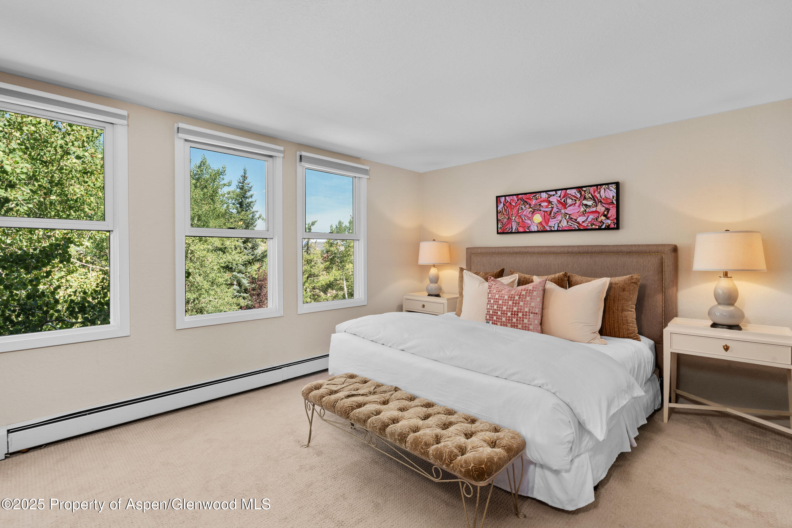 425 Wood Road, 13