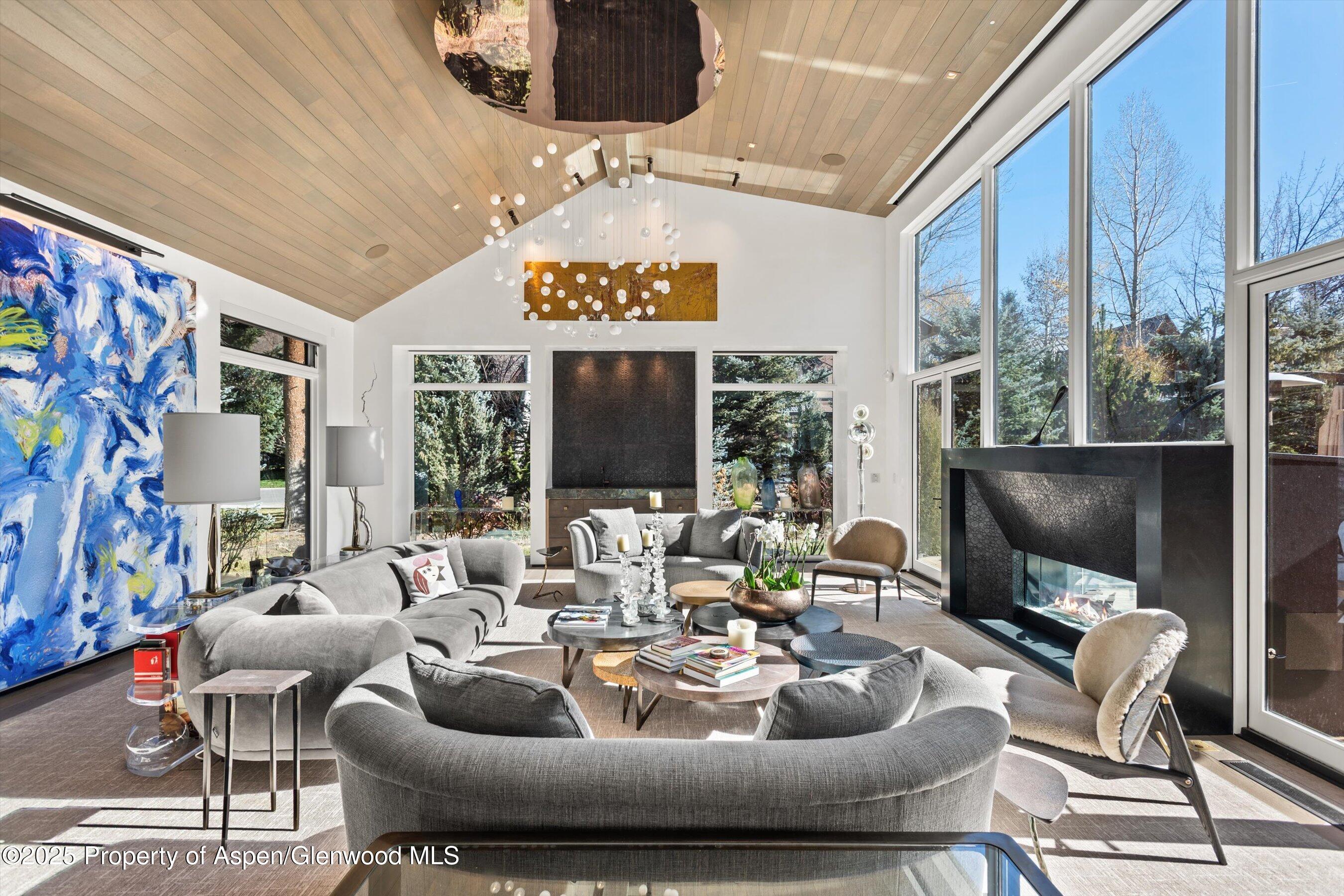 219 N Monarch Street, Aspen