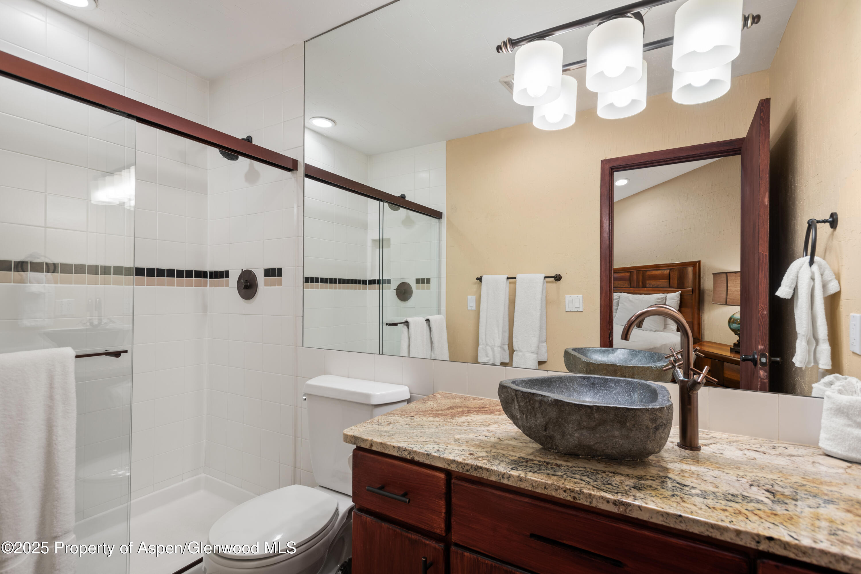 650 S Monarch Street, Unit 4