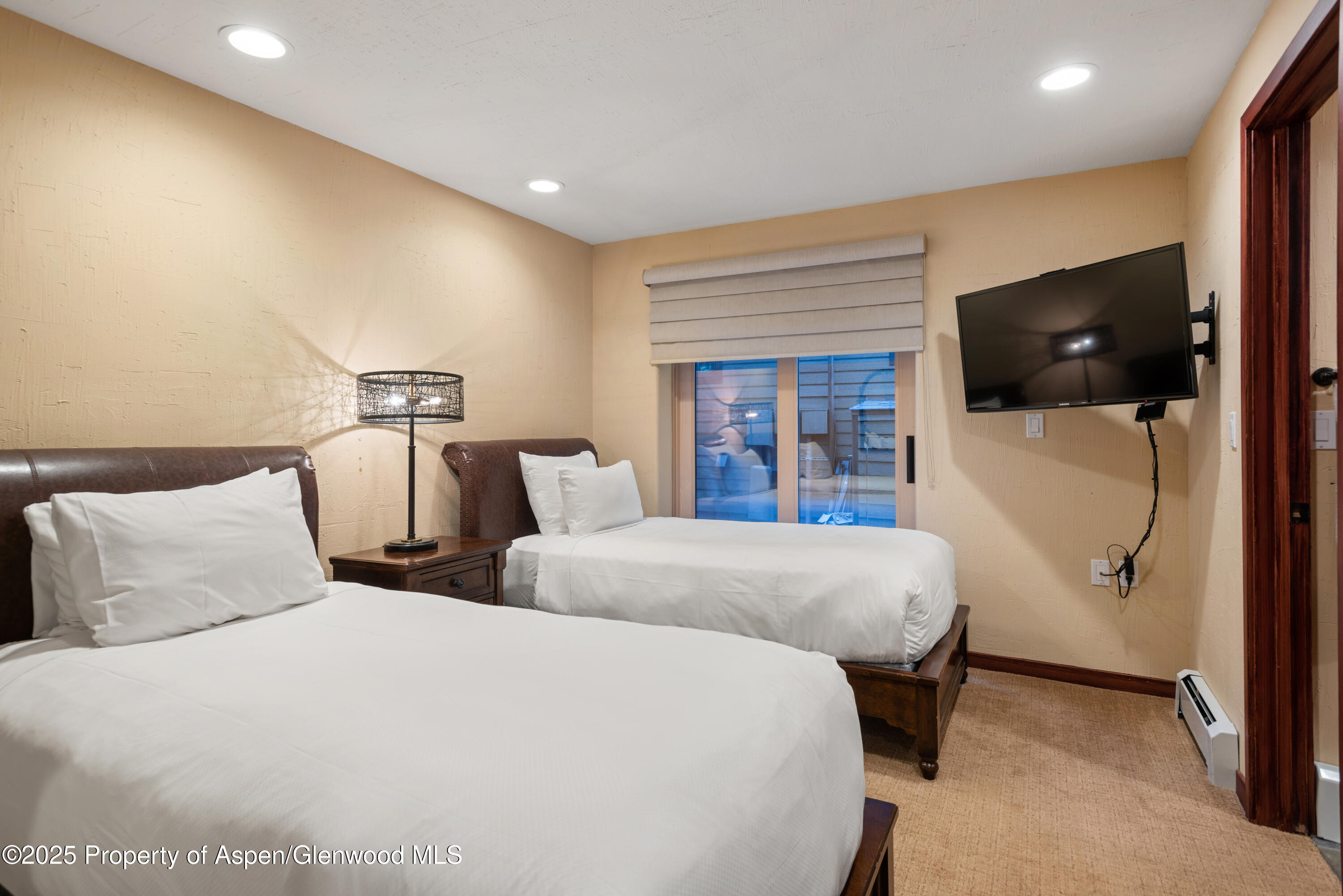 650 S Monarch Street, Unit 4