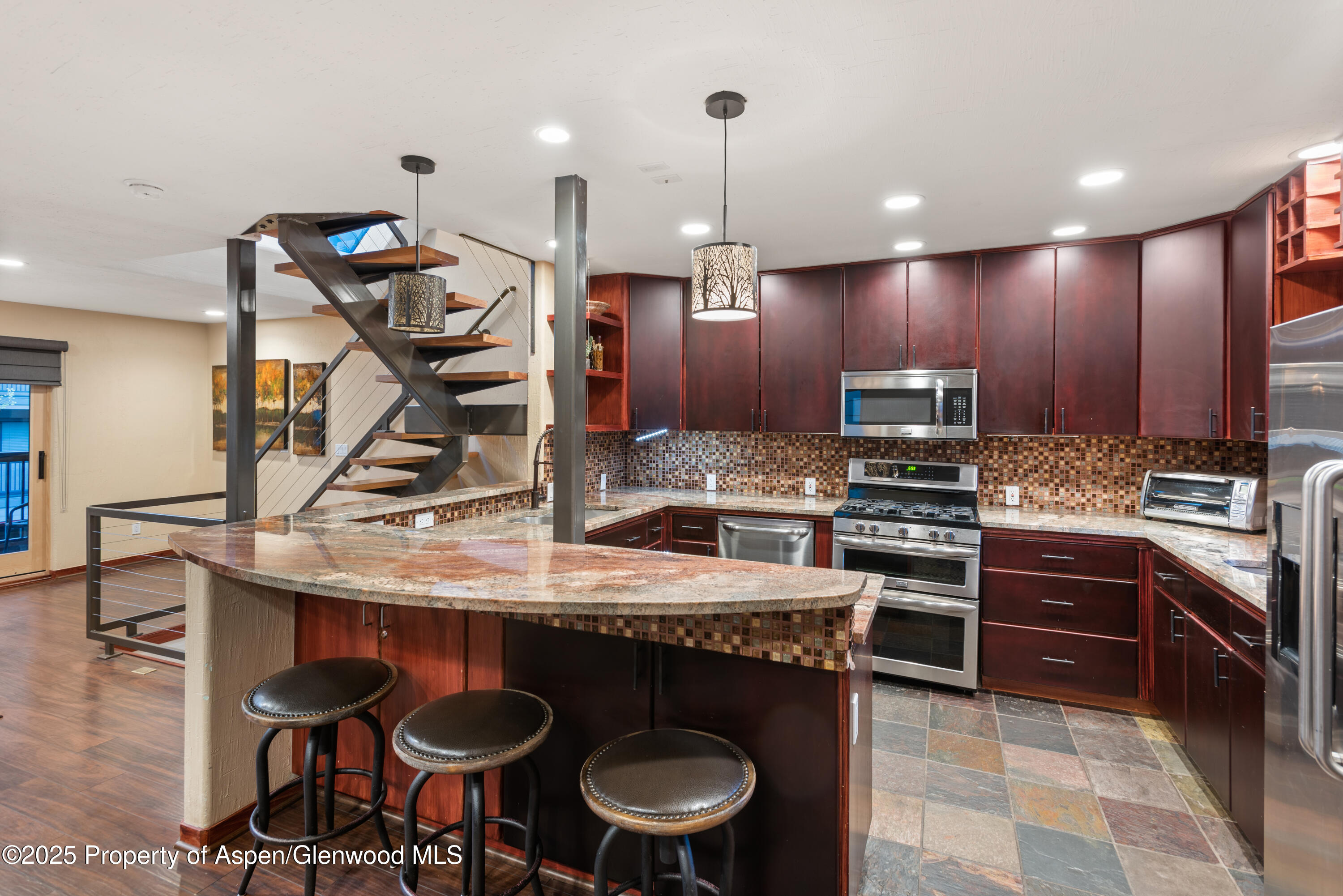 650 S Monarch Street, Unit 4