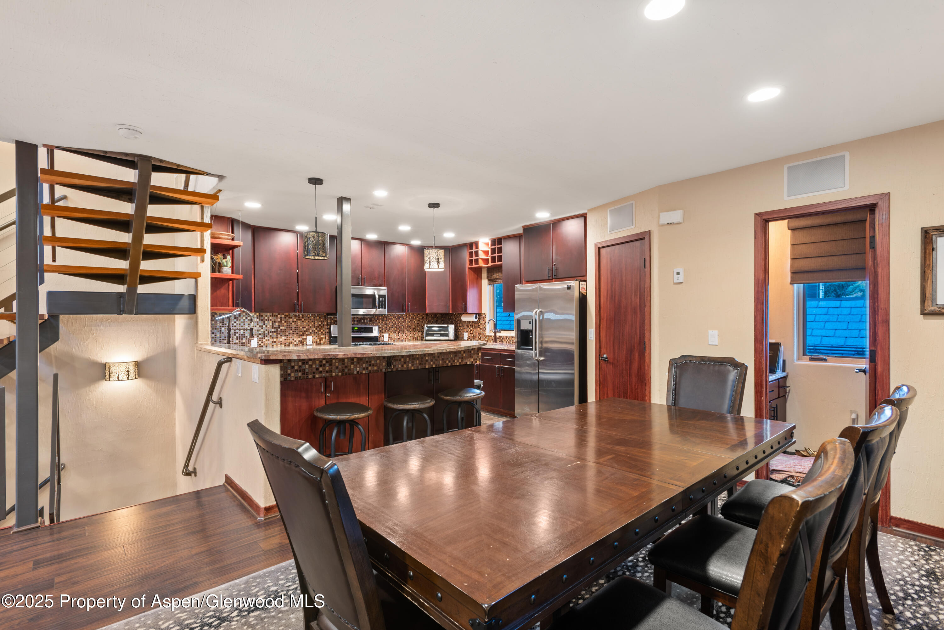 650 S Monarch Street, Unit 4