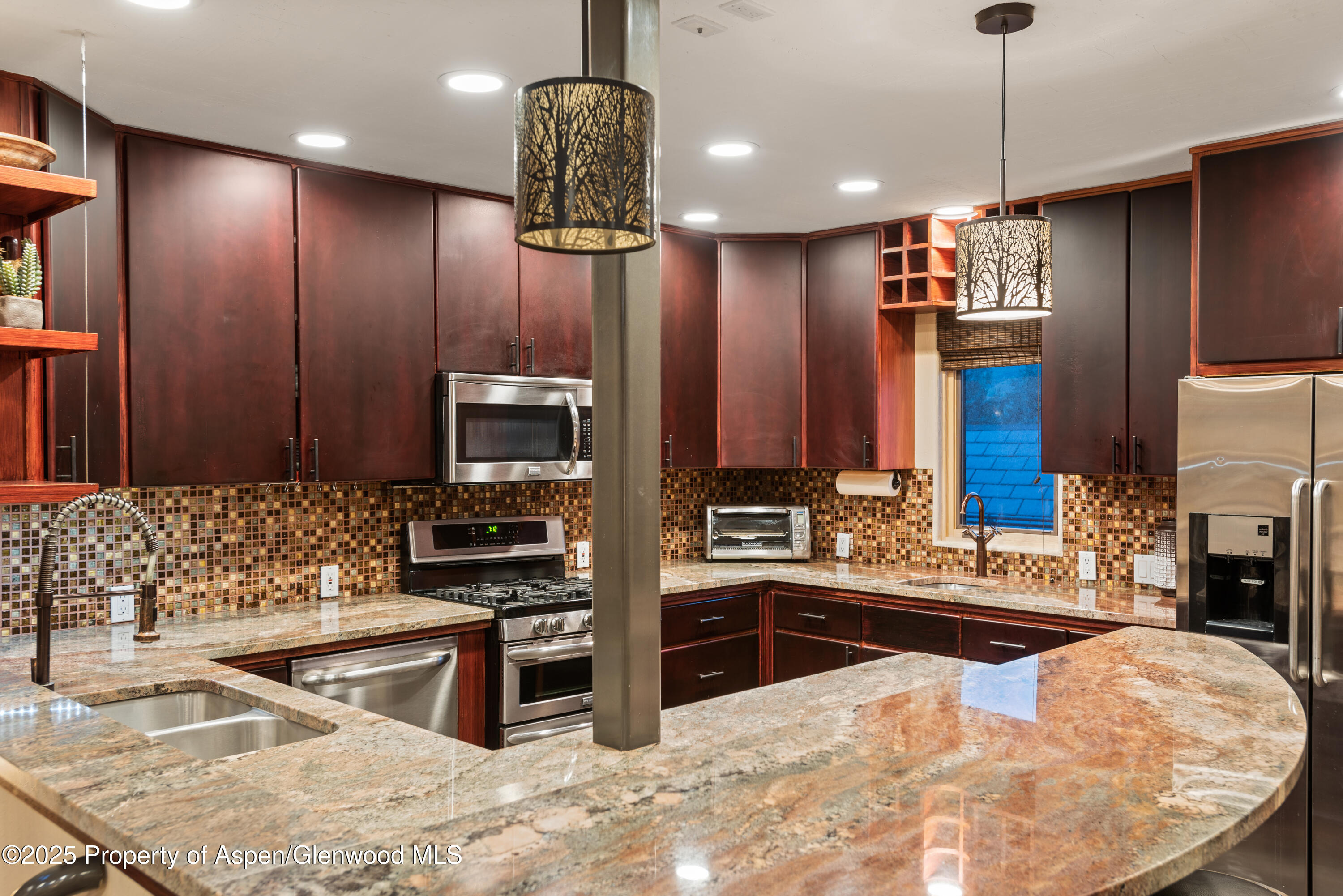 650 S Monarch Street, Unit 4