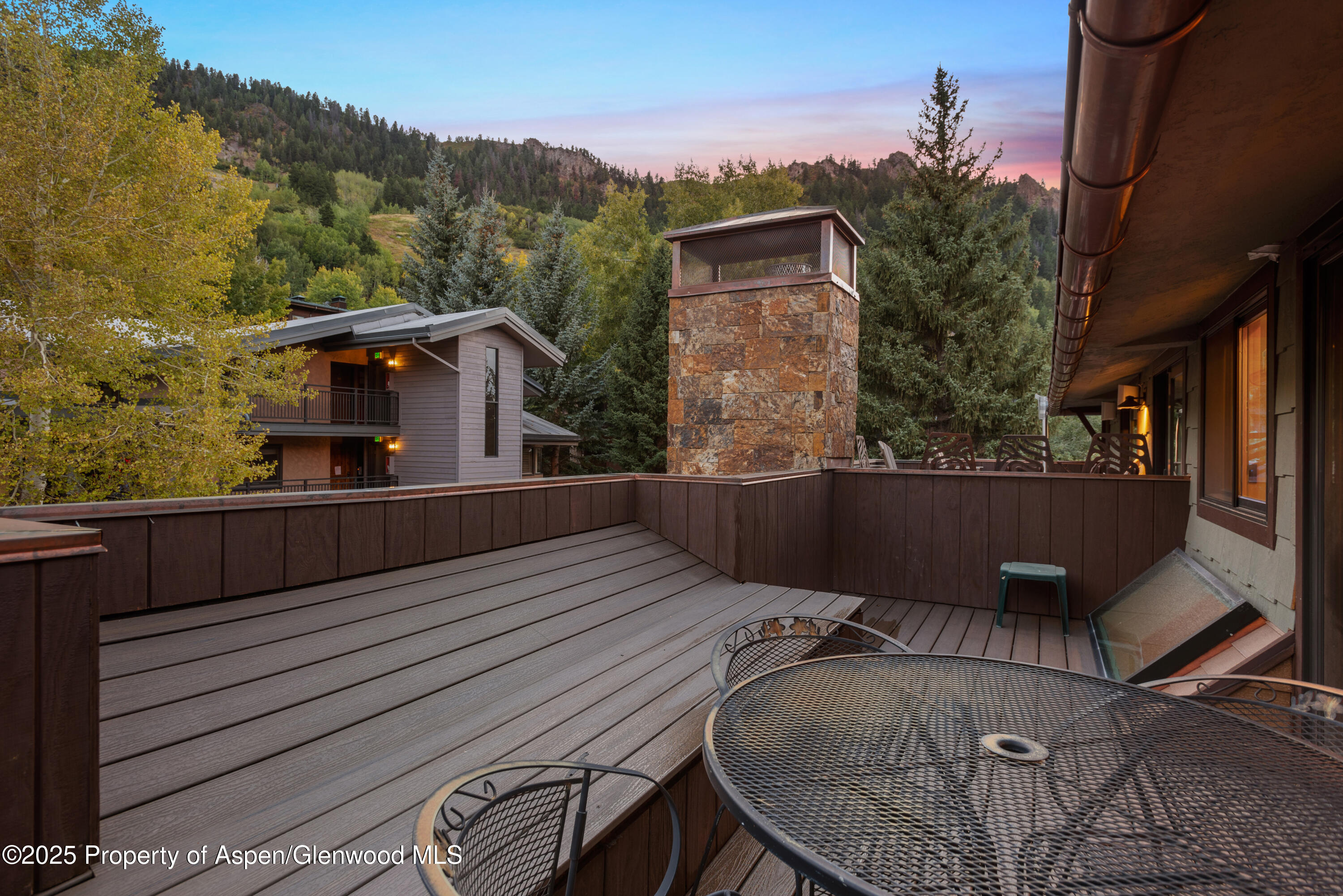 650 S Monarch Street, Unit 4