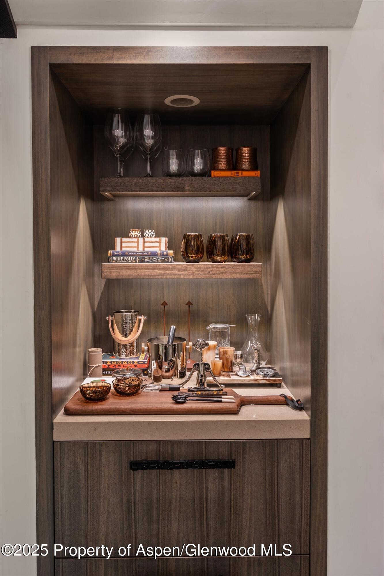 155 Lone Pine Road 12