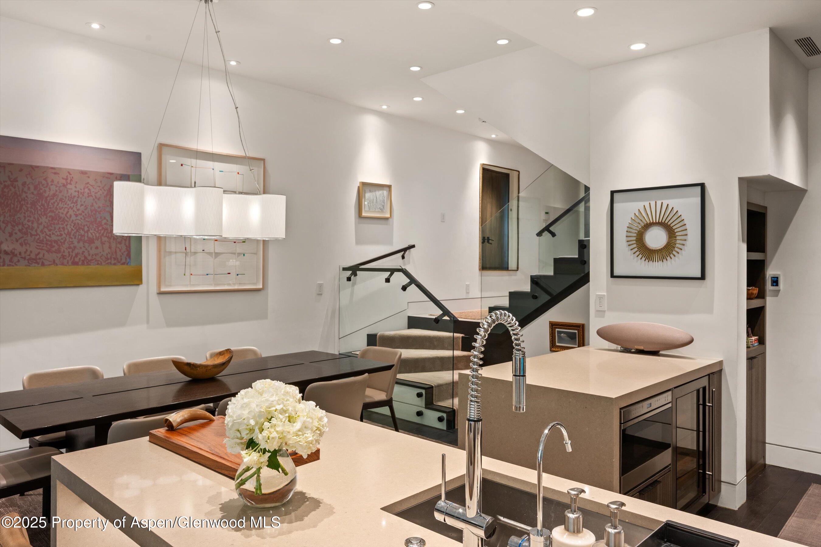 155 Lone Pine Road 12