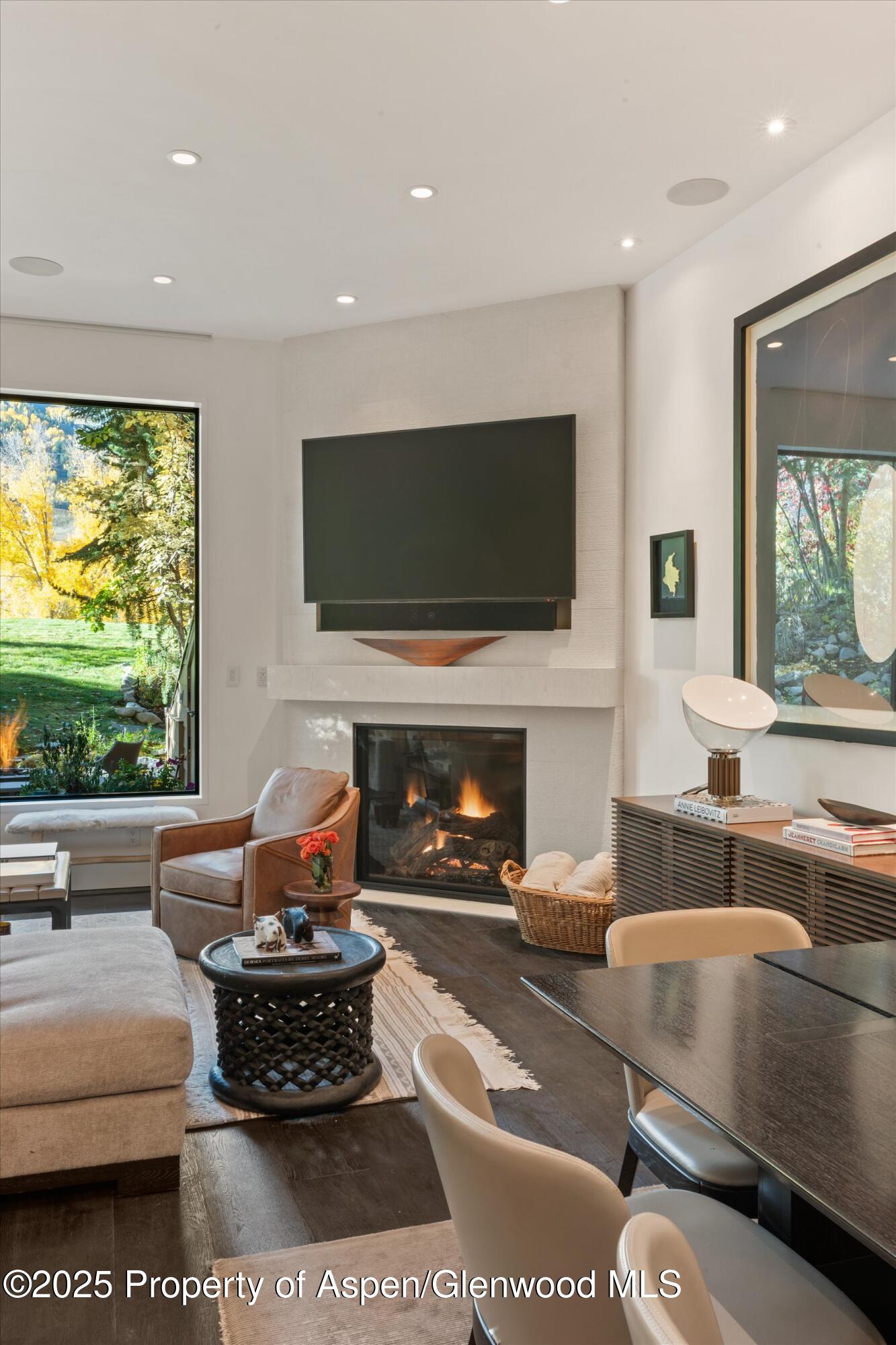 155 Lone Pine Road 12