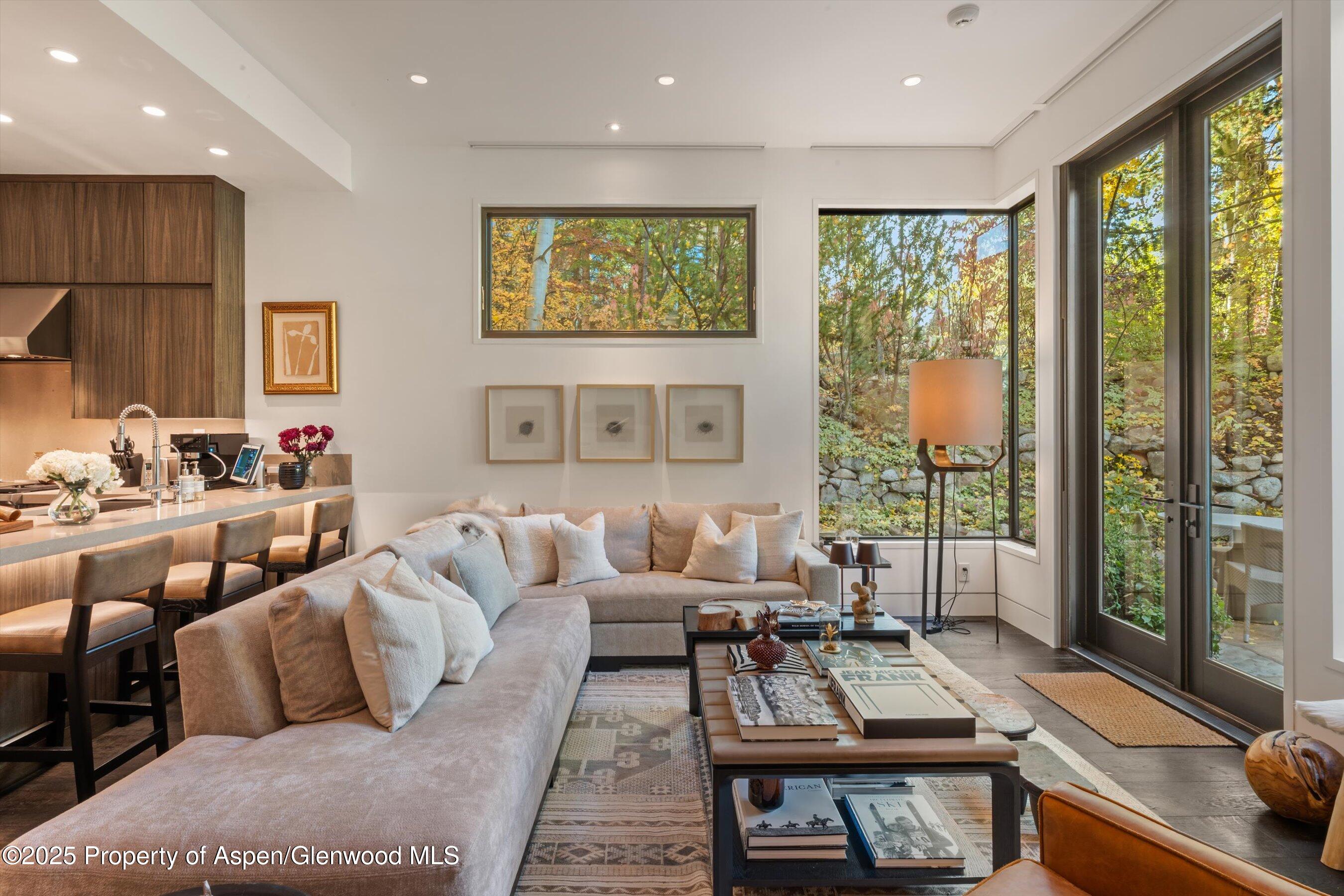 155 Lone Pine Road 12