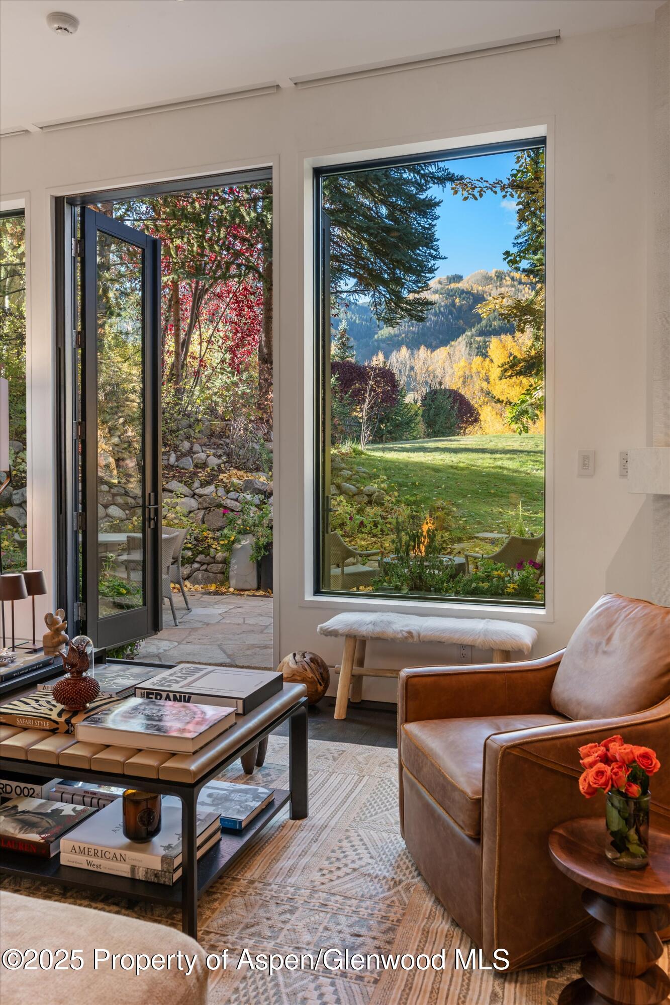 155 Lone Pine Road 12