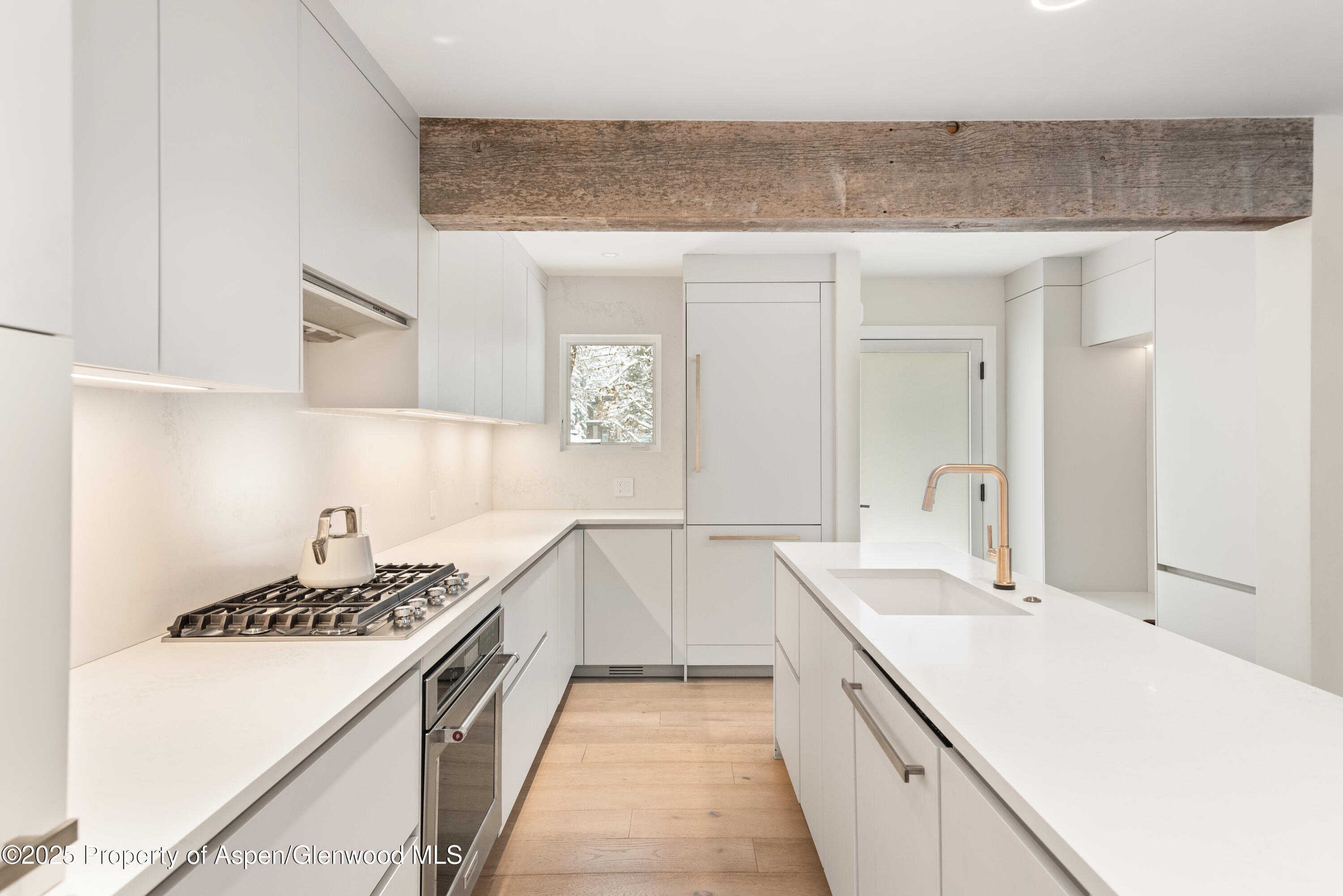 814 W Bleeker Street C4