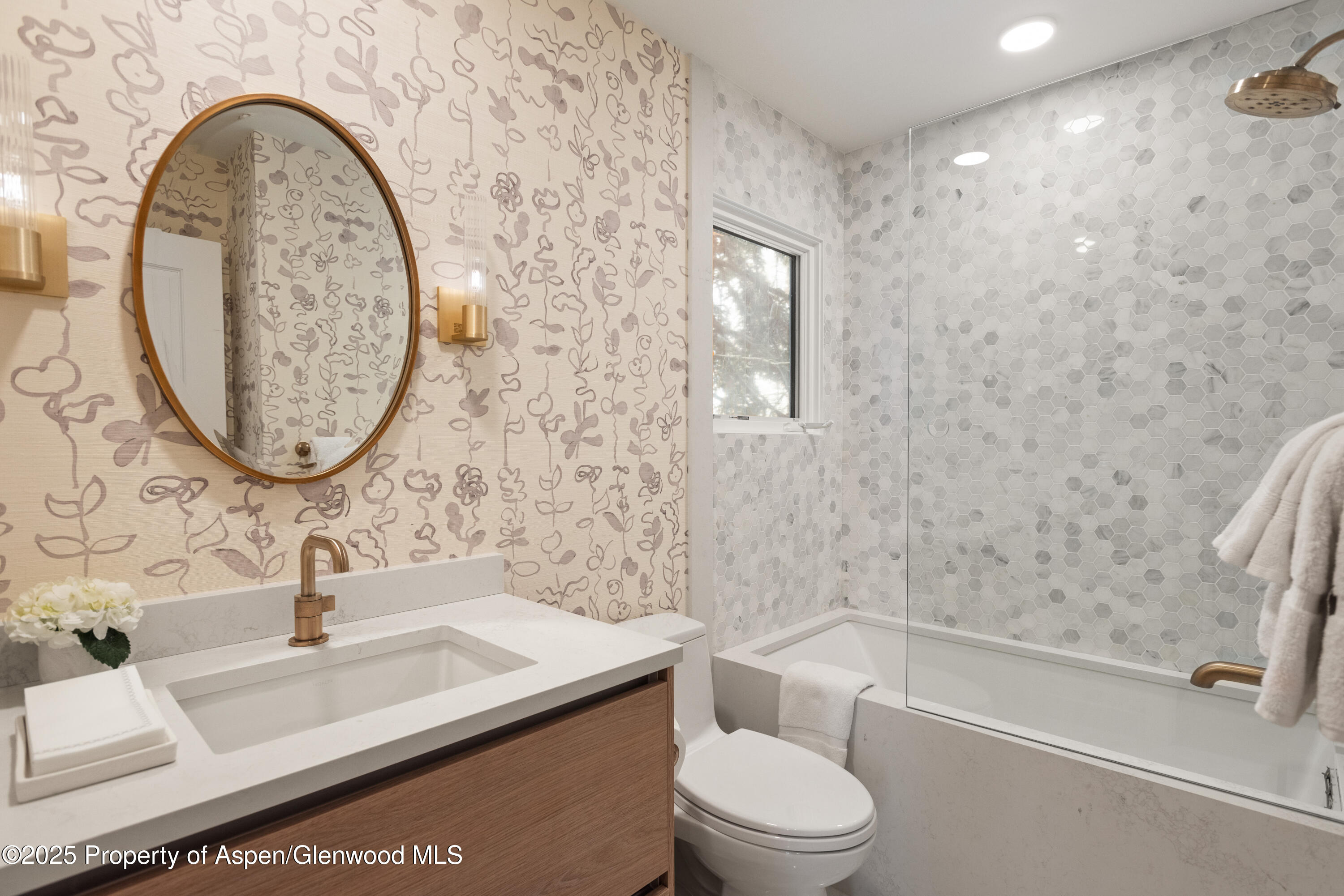 814 W Bleeker Street C4