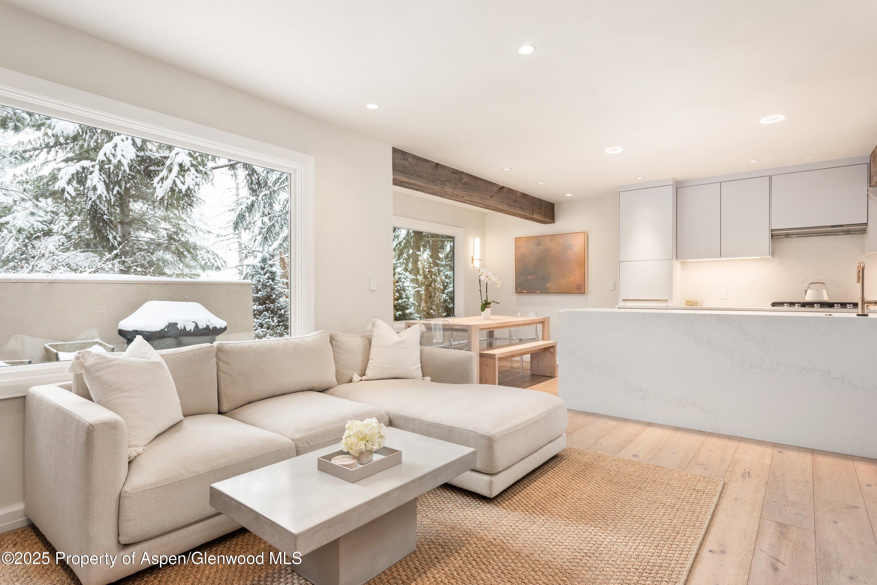 814 W Bleeker Street C4