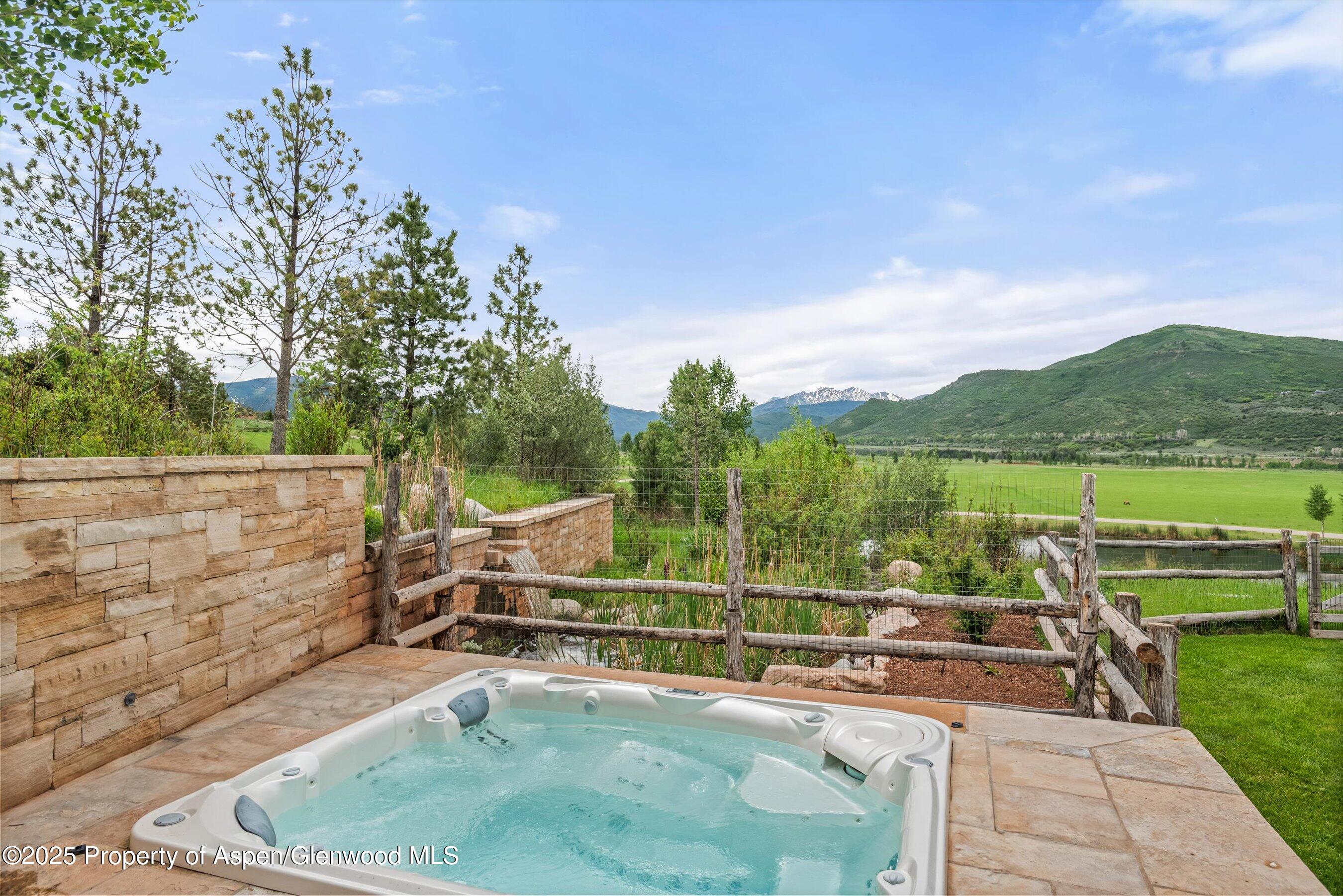 31 E Bourg Trail