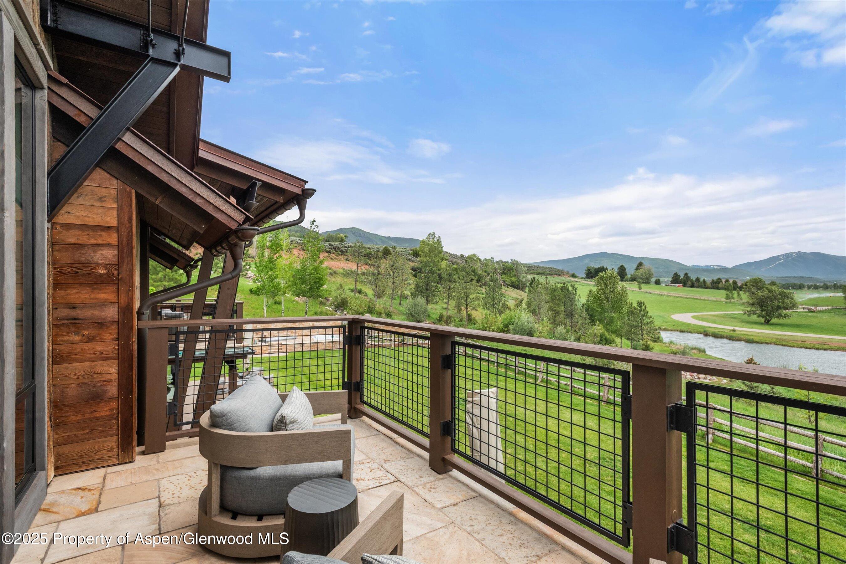 31 E Bourg Trail