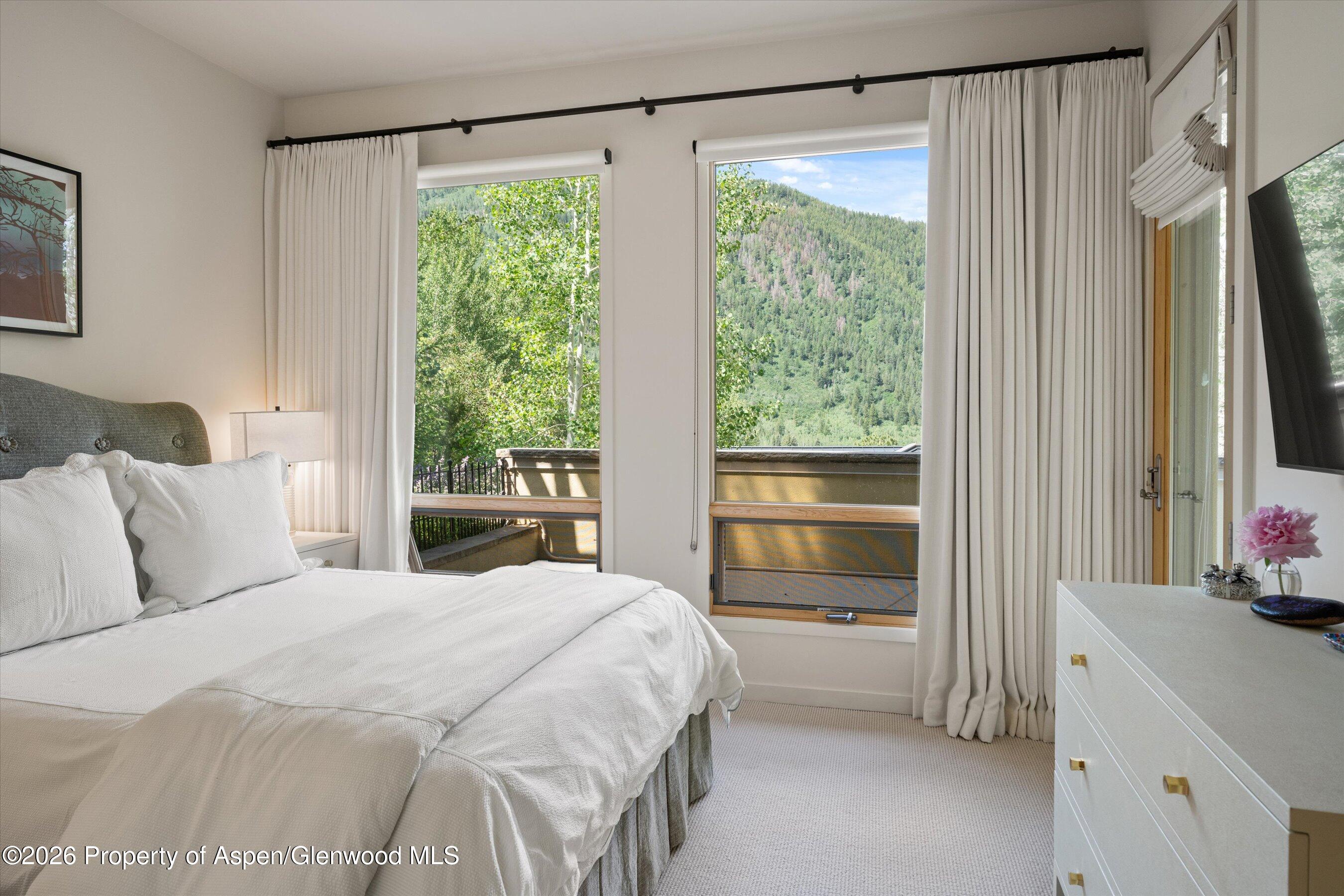 250 Mountain Laurel Drive B