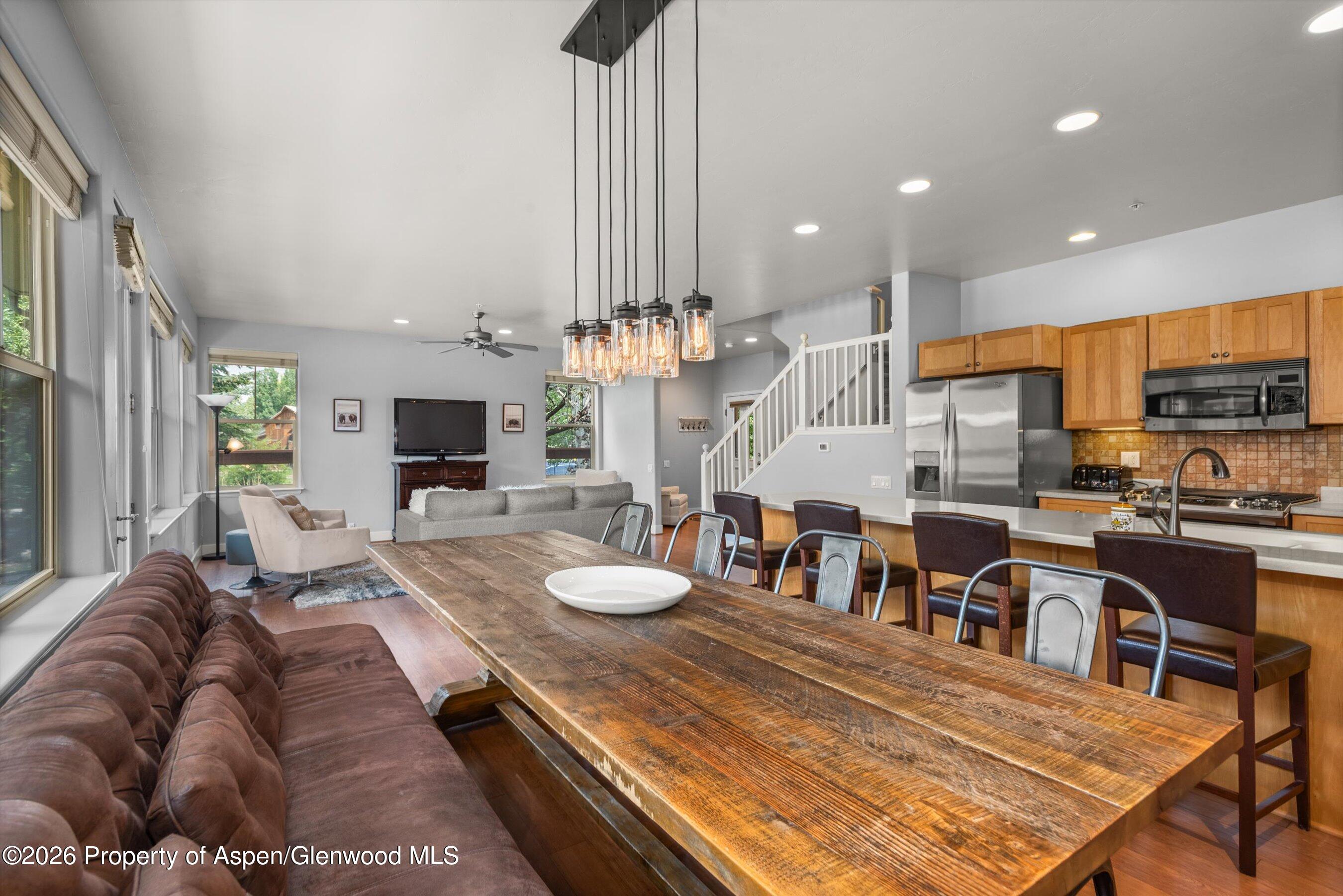 548 Evans Court