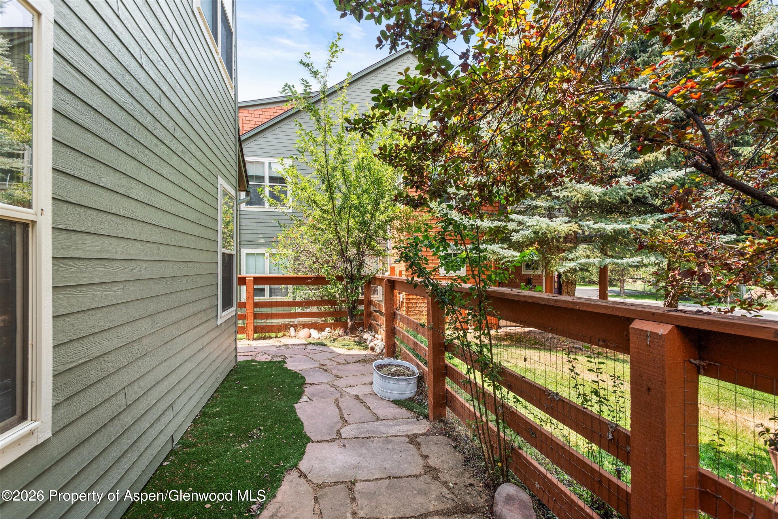 548 Evans Court
