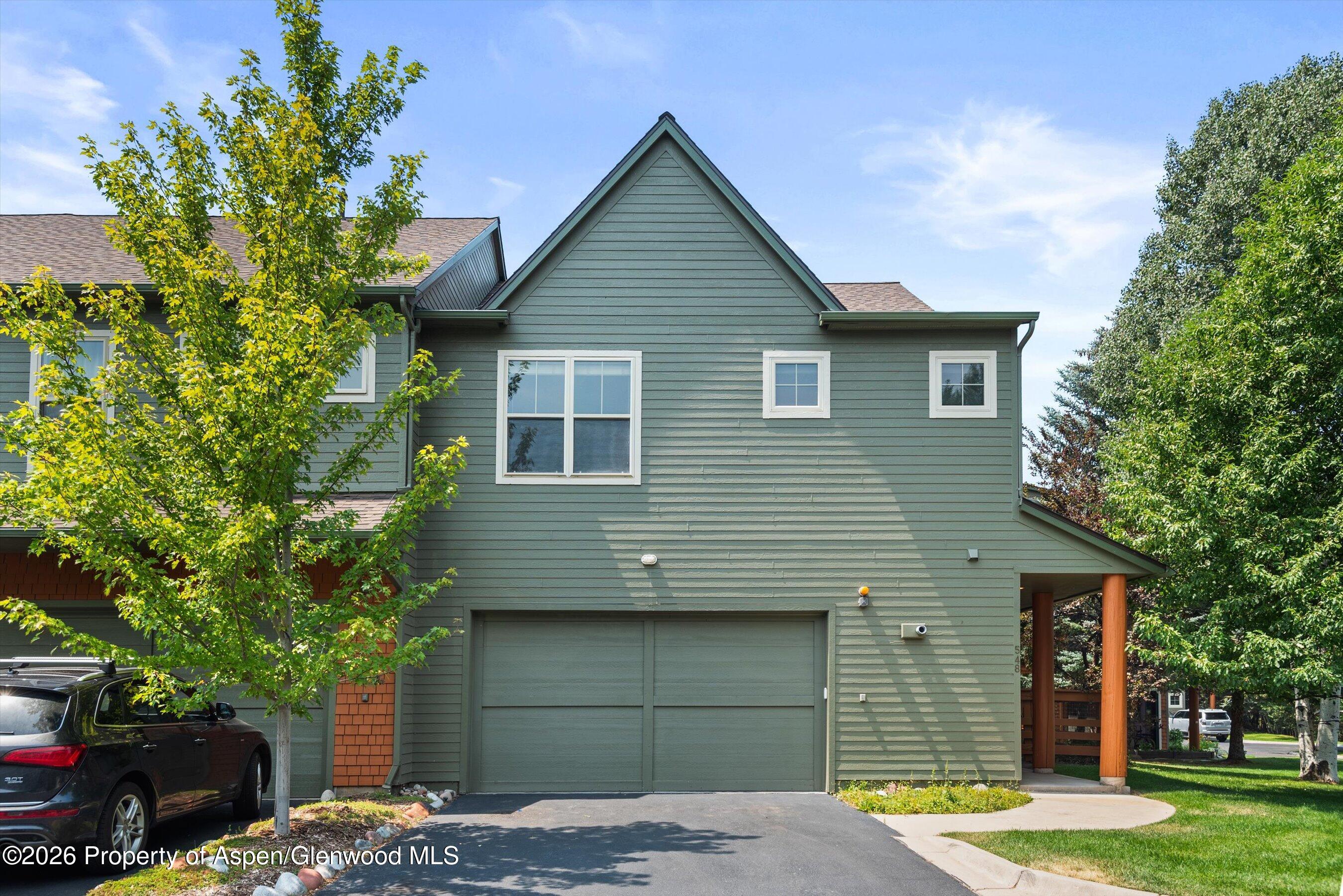 548 Evans Court
